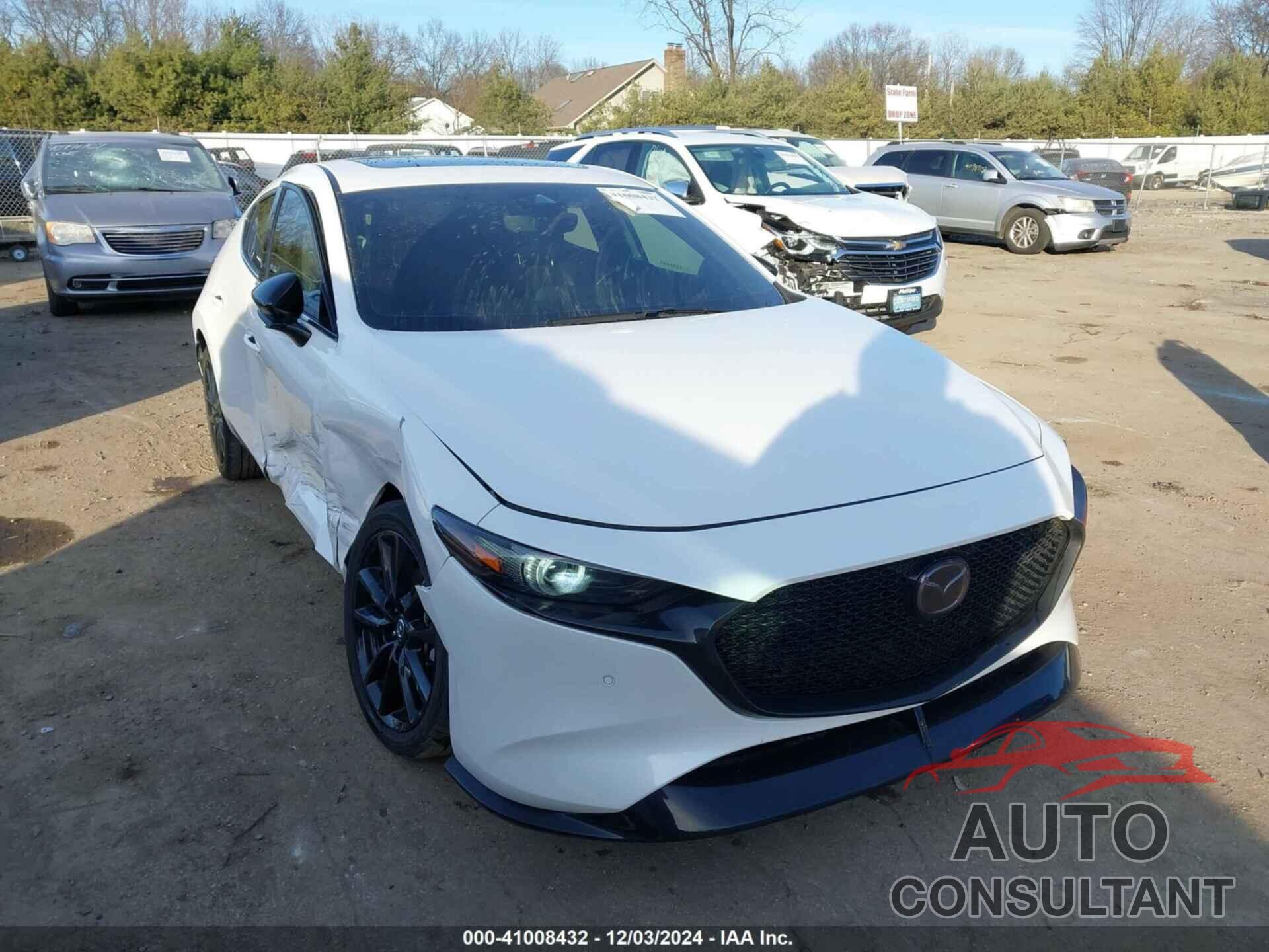 MAZDA MAZDA3 2023 - JM1BPBNY3P1602569
