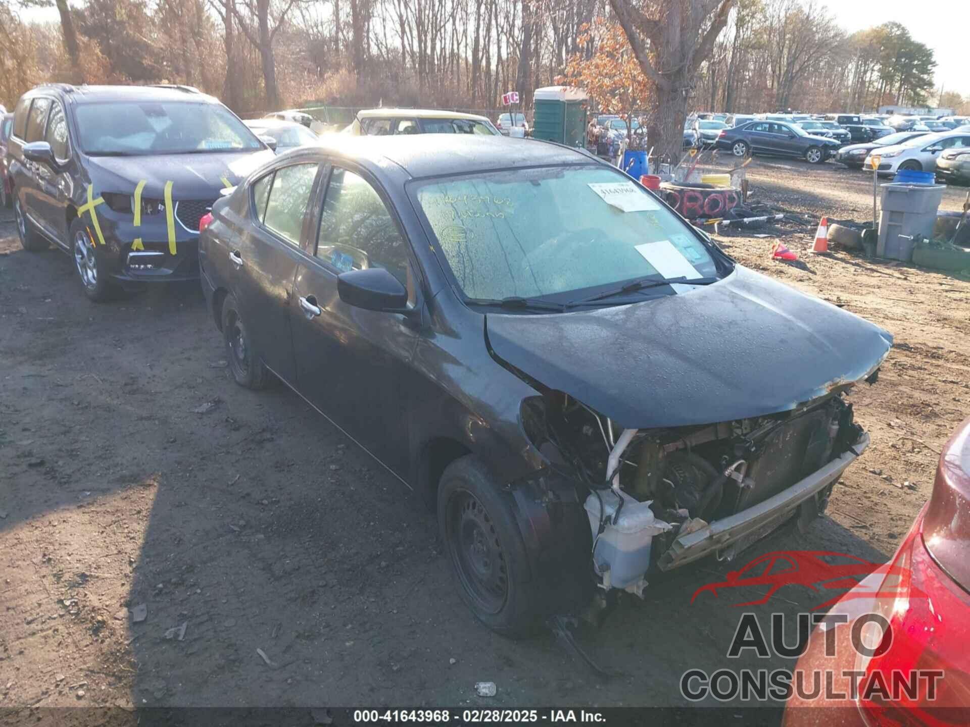 NISSAN VERSA 2019 - 3N1CN7AP7KL820572