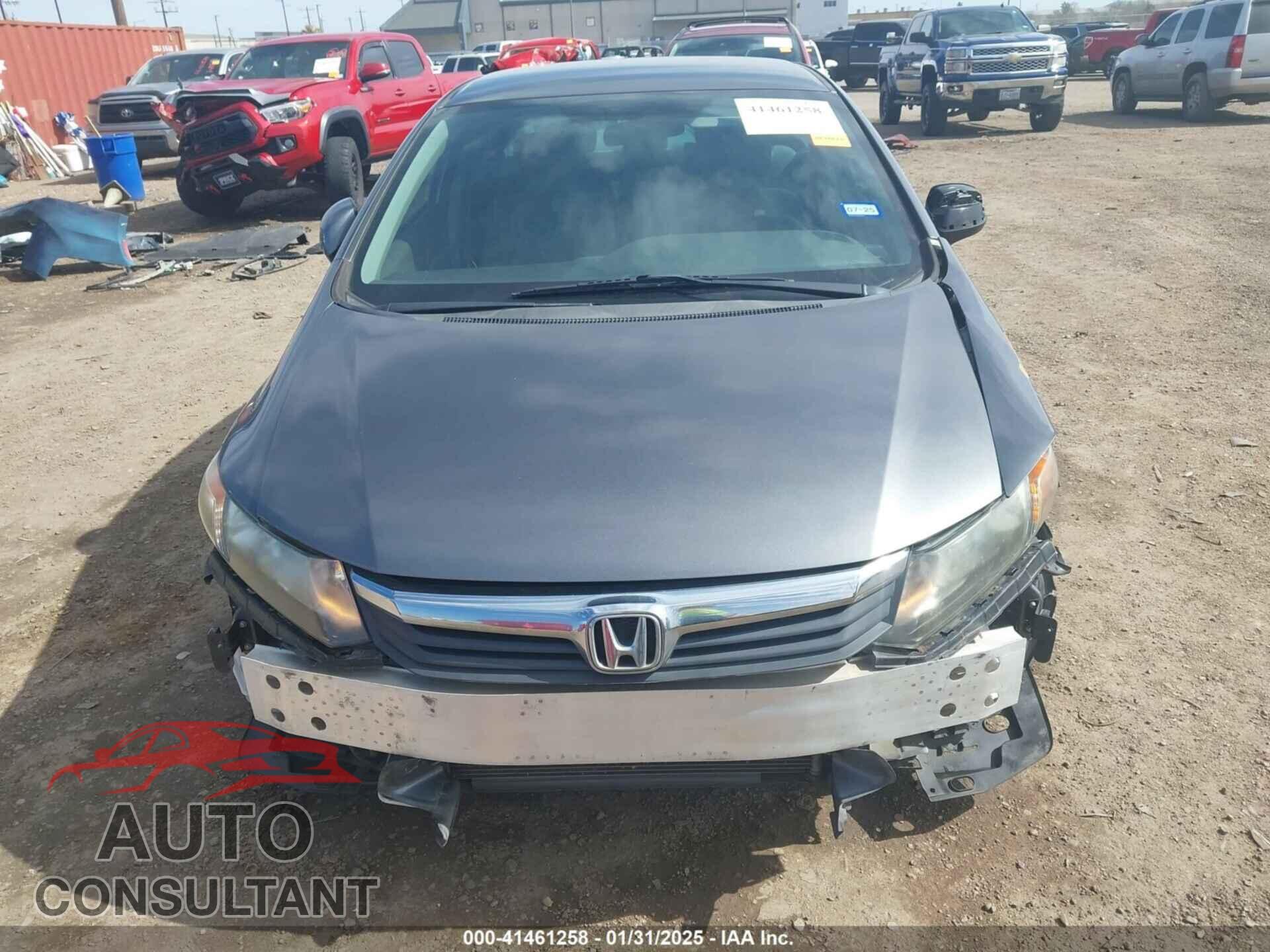 HONDA CIVIC 2012 - 2HGFB2F52CH327648