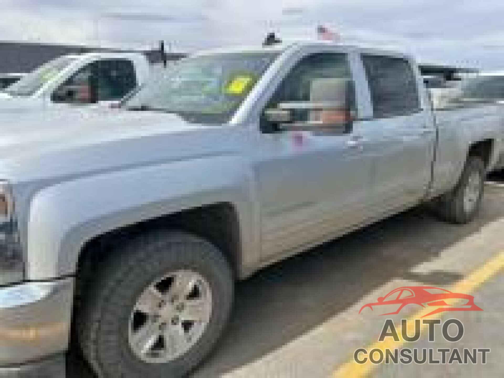 CHEVROLET SILVERADO 2017 - 3GCUKREC5HG461933