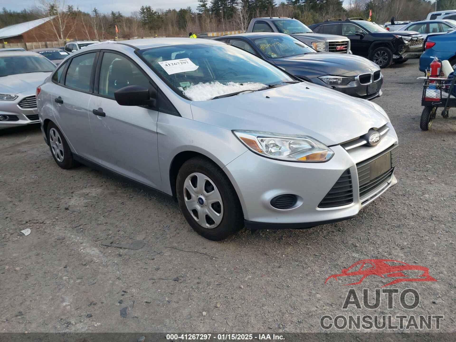 FORD FOCUS 2013 - 1FADP3E2XDL304827