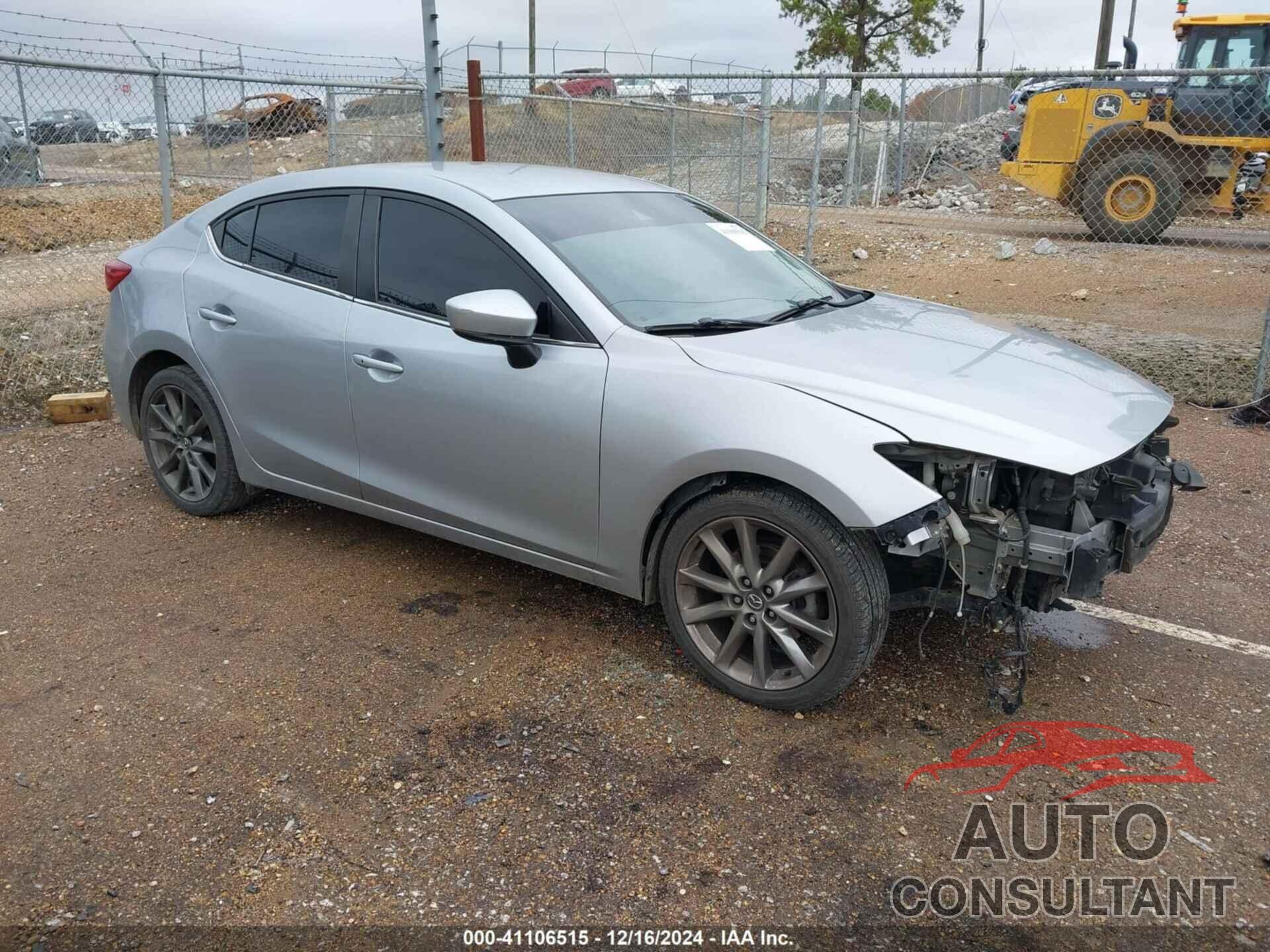 MAZDA 3 2018 - 3MZBN1V32JM201543