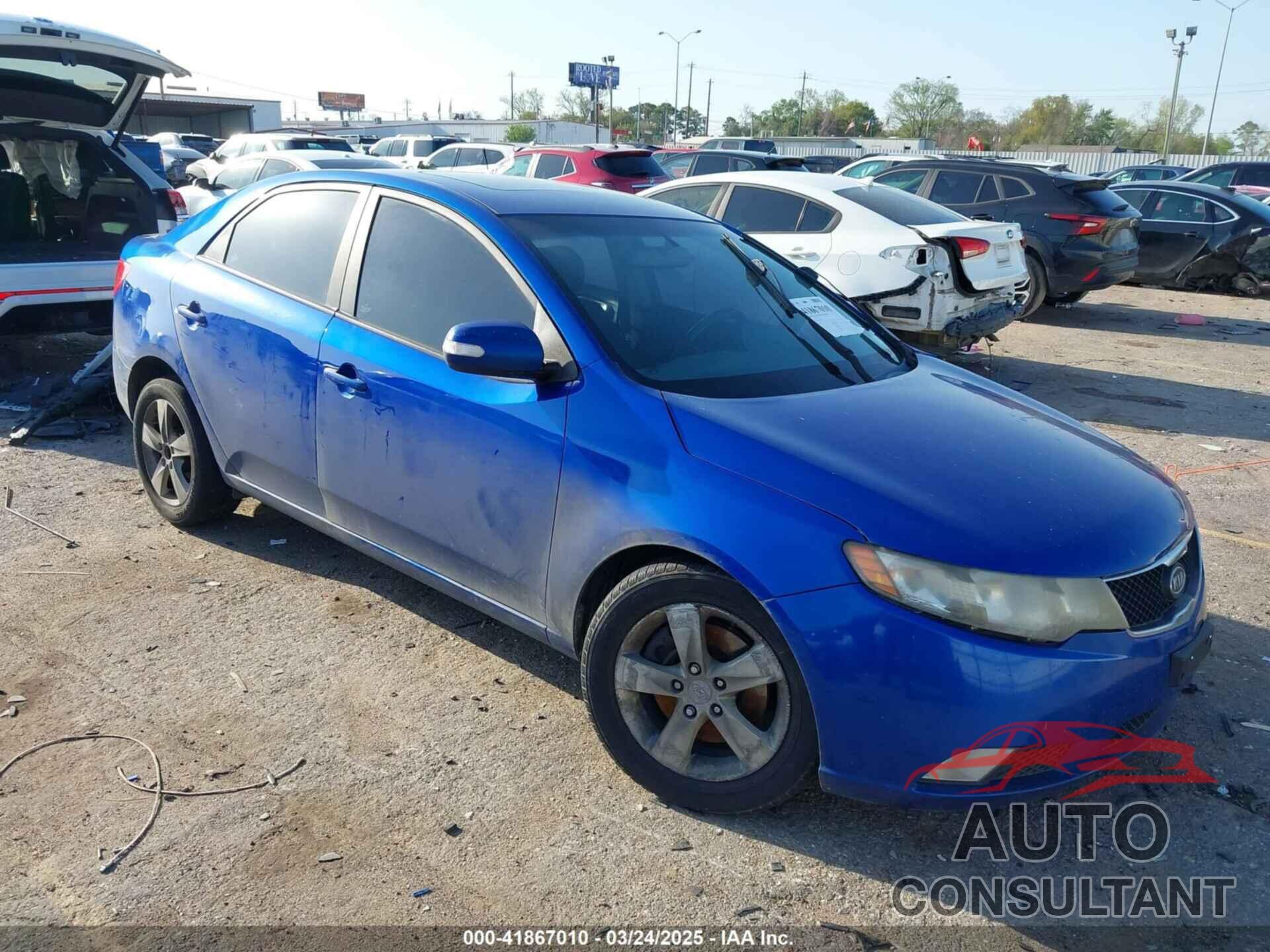 KIA FORTE 2010 - KNAFW4A33A5069825