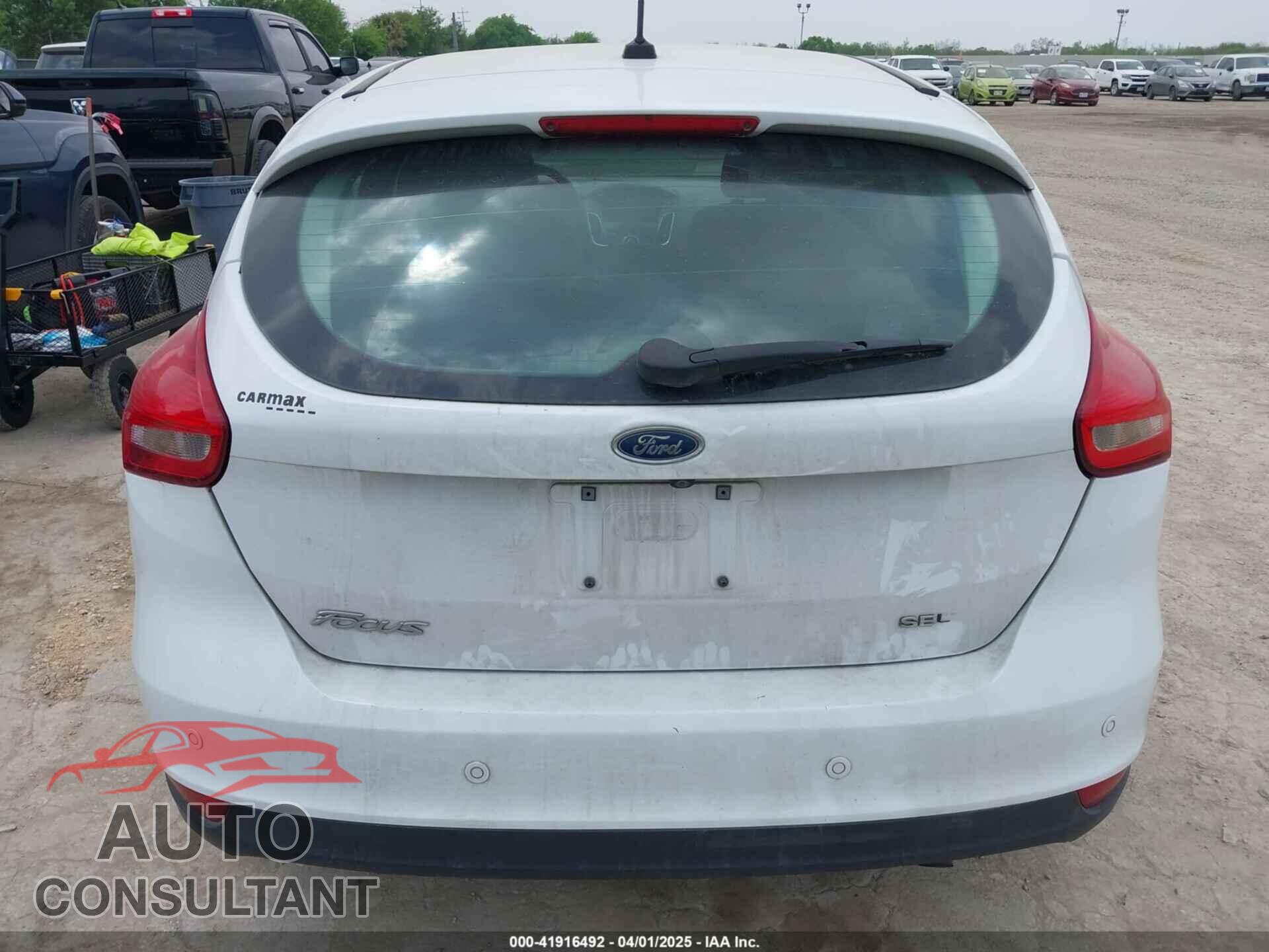 FORD FOCUS 2017 - 1FADP3M24HL342397