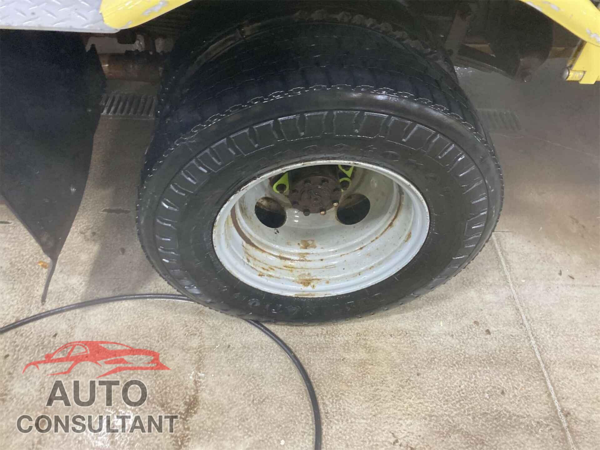 FORD ECONOLINE 2018 - 1FDXE4FS3JDC33277