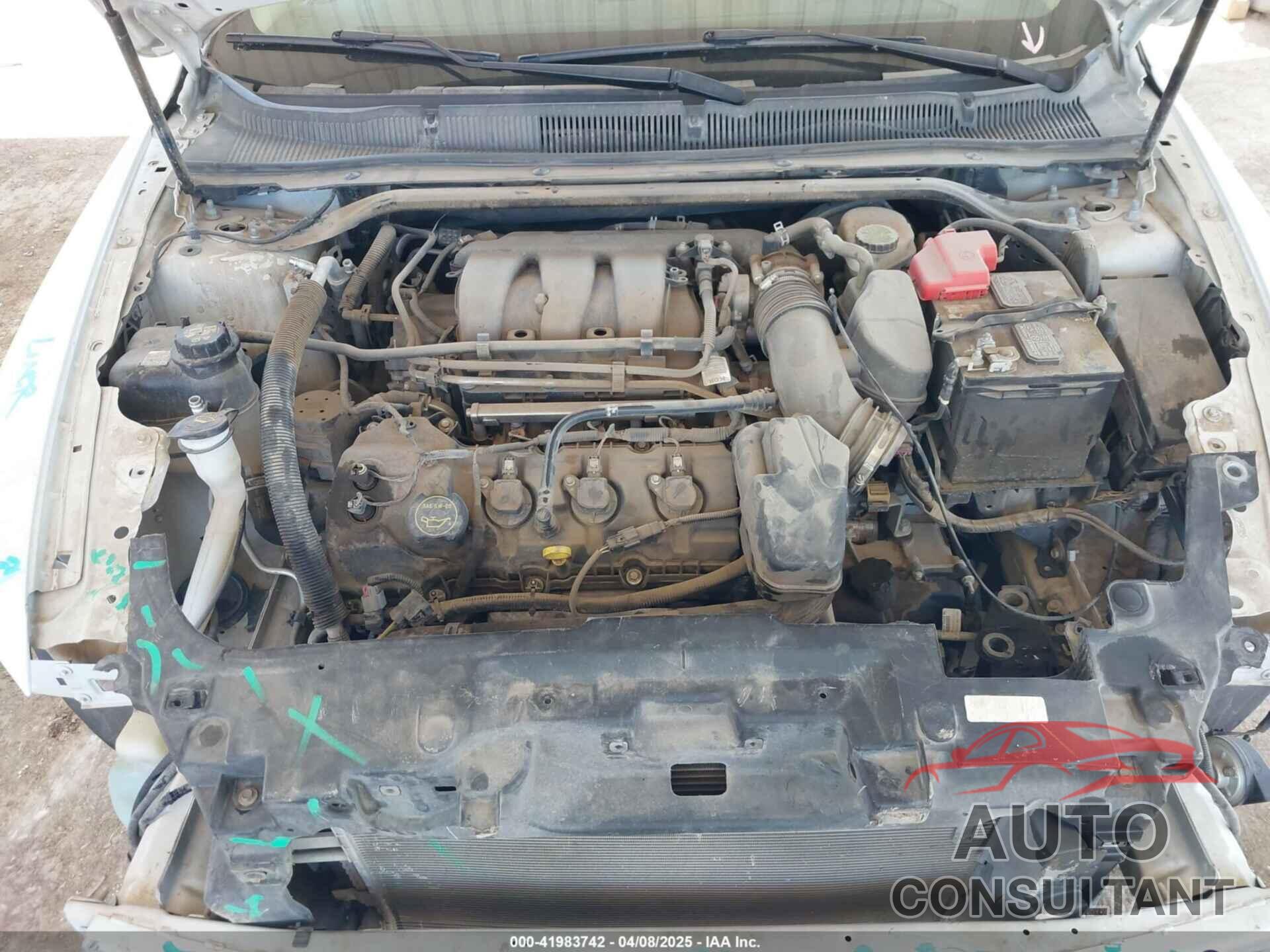 FORD TAURUS 2018 - 1FAHP2D82JG126885