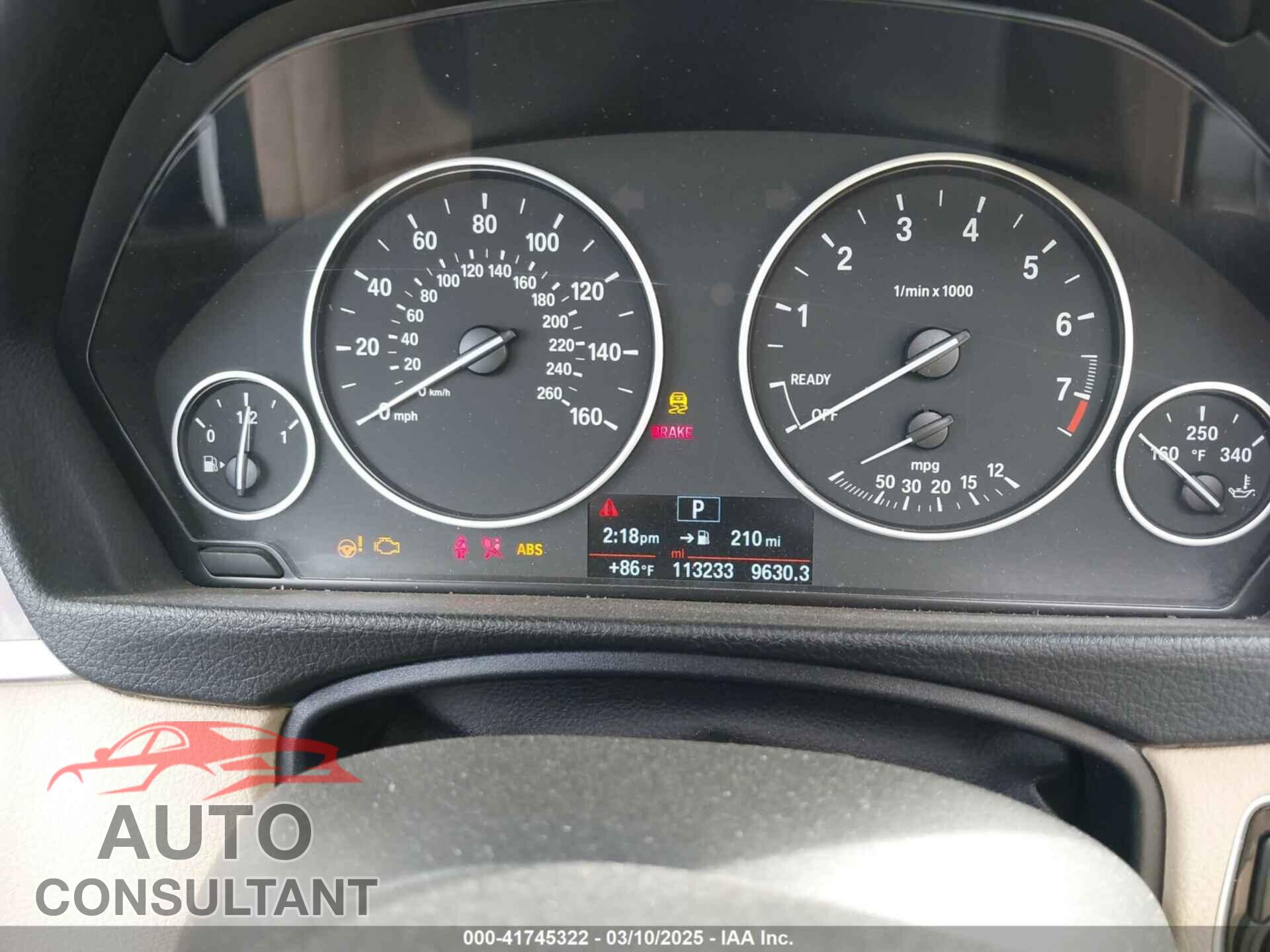 BMW 320I 2016 - WBA8E1G55GNU11559
