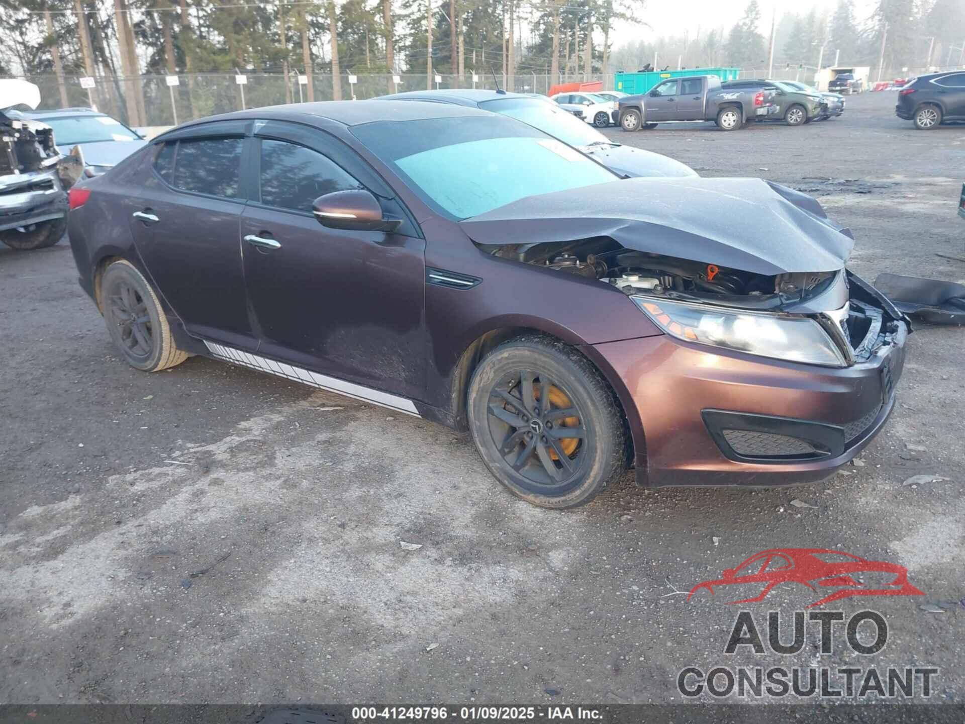 KIA OPTIMA 2011 - KNAGM4A77B5080082