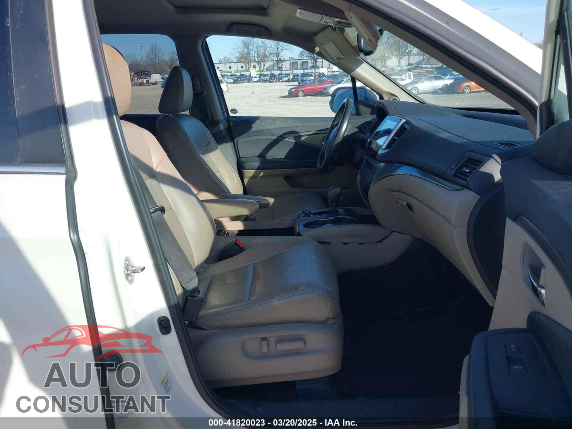 HONDA PILOT 2016 - 5FNYF5H5XGB016152