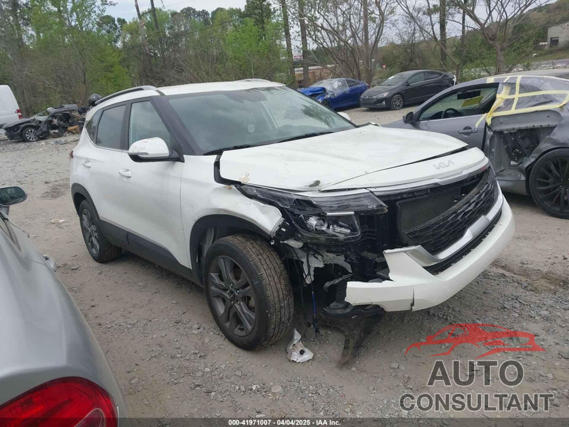 KIA SELTOS 2022 - KNDEU2AA1N7300108