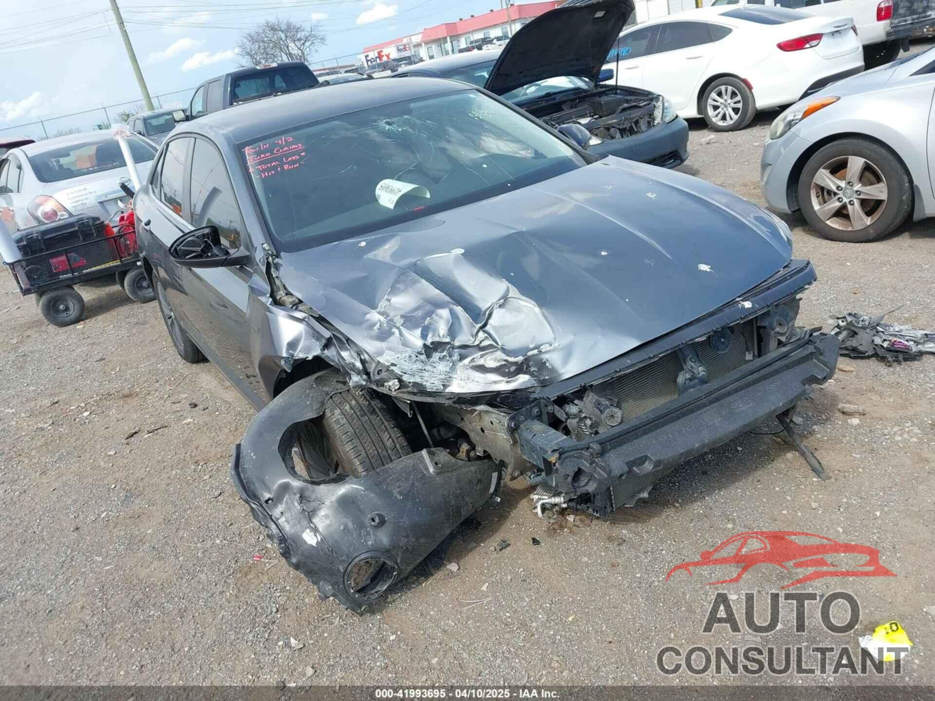 VOLKSWAGEN JETTA 2019 - 3VWC57BU8KM051086