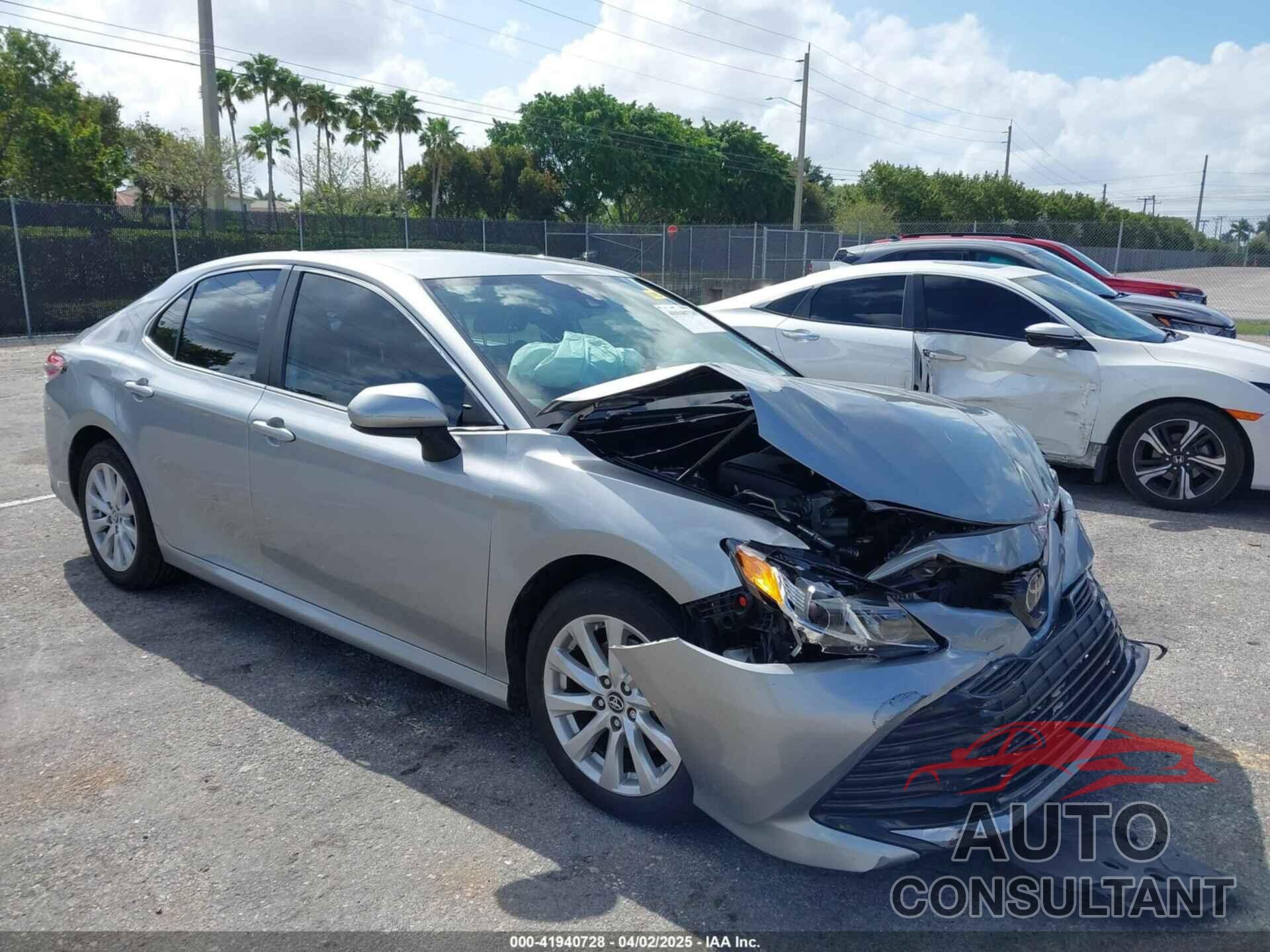TOYOTA CAMRY 2019 - 4T1B11HK4KU249720