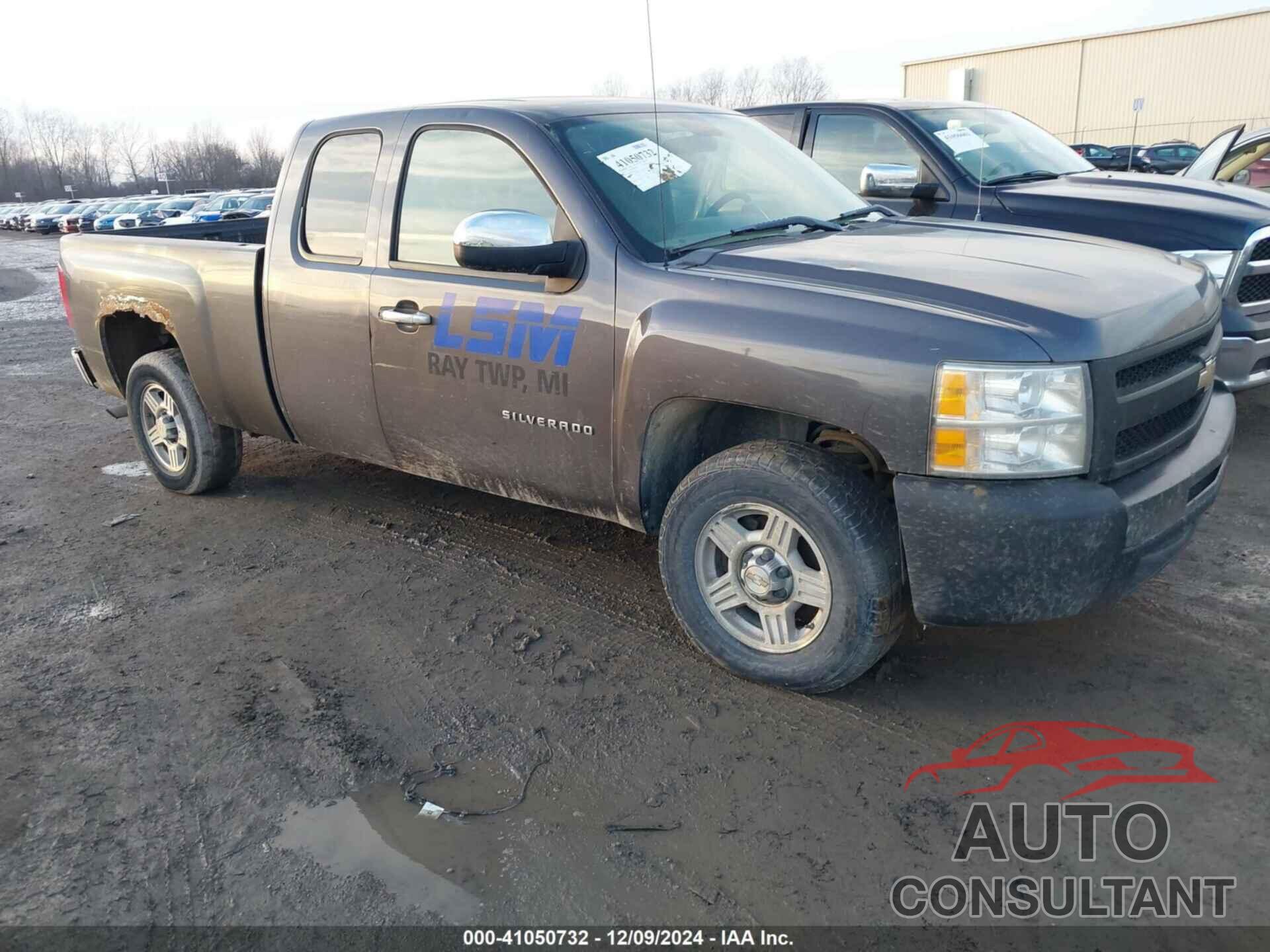 CHEVROLET SILVERADO 1500 2011 - 1GCRCPEX4BZ123215