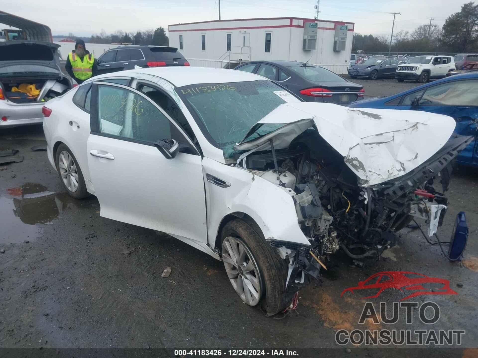KIA OPTIMA 2016 - 5XXGU4L32GG092608