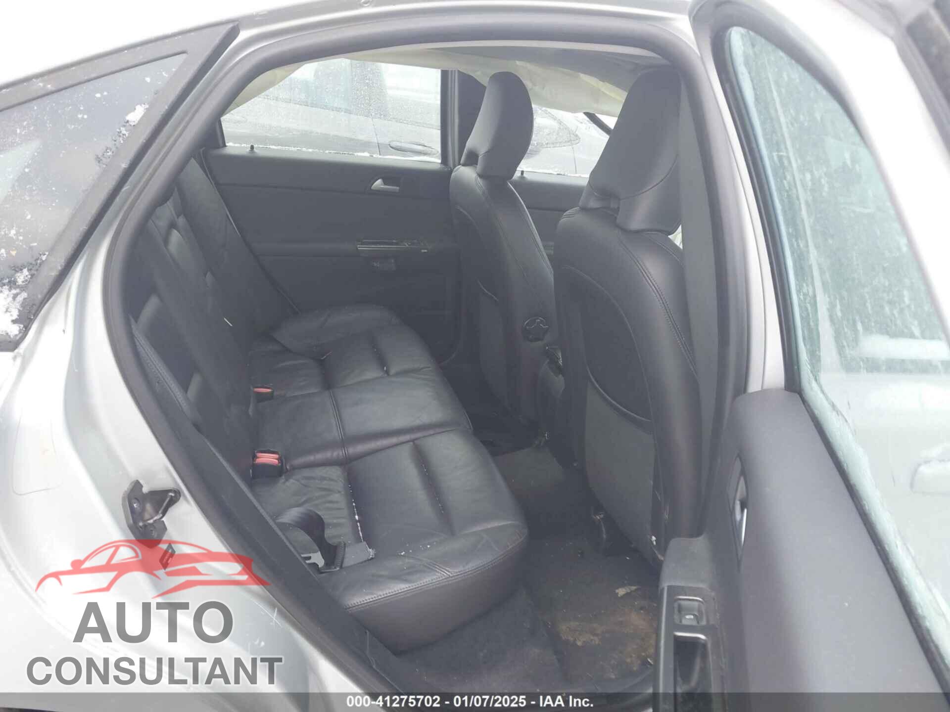 VOLVO S40 2011 - YV1672MS7B2542811