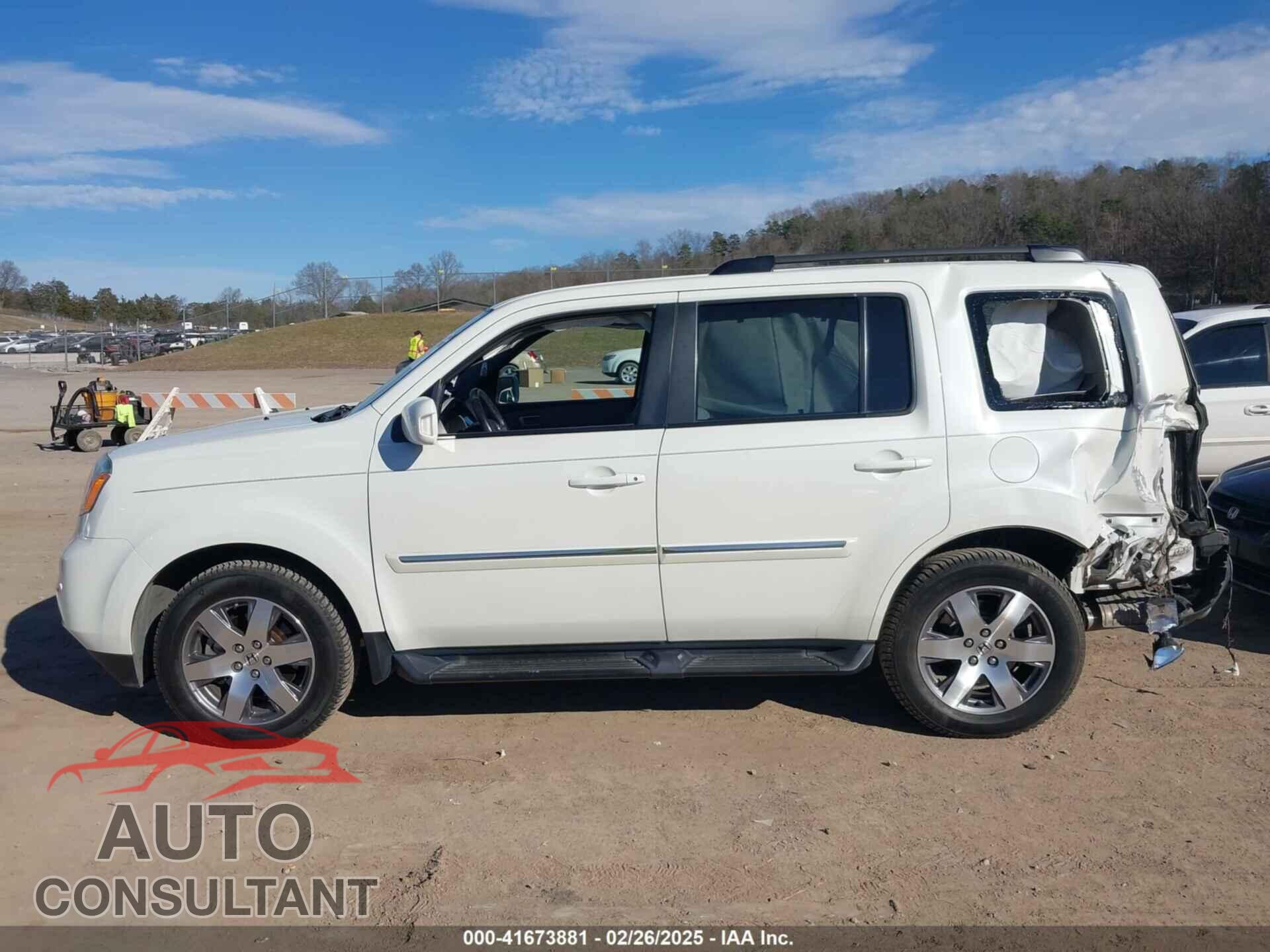HONDA PILOT 2015 - 5FNYF3H97FB023842