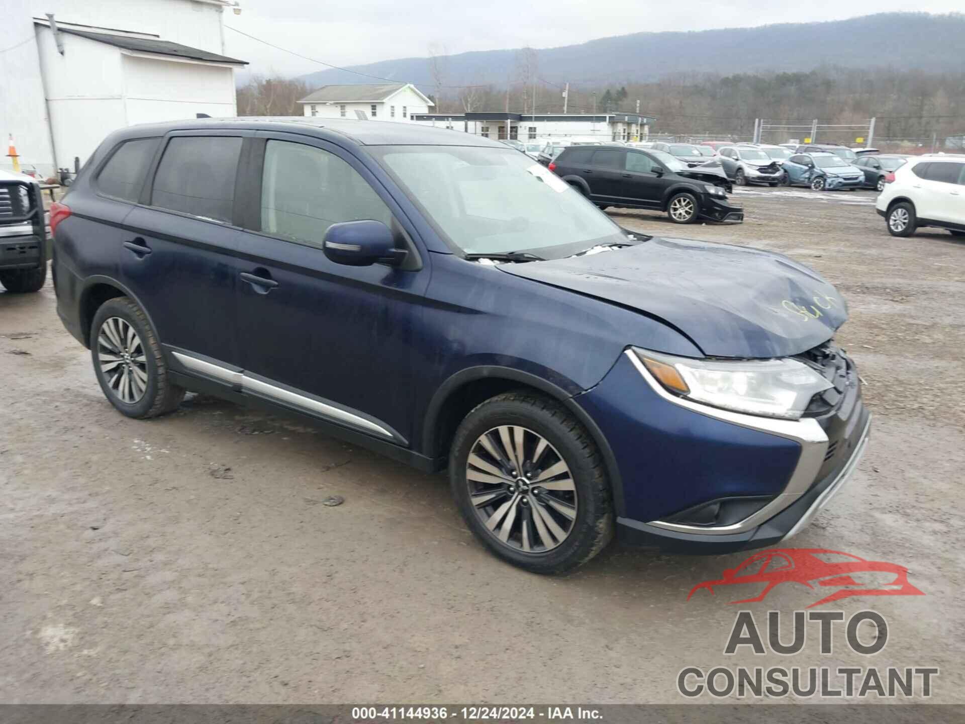 MITSUBISHI OUTLANDER 2019 - JA4AZ3A32KZ013667