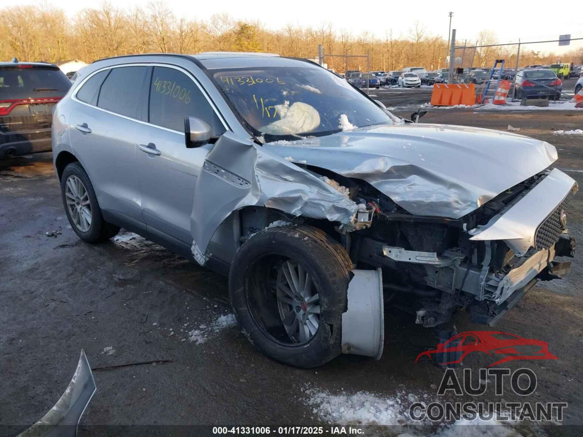 JAGUAR F-PACE 2017 - SADCK2BV5HA886774