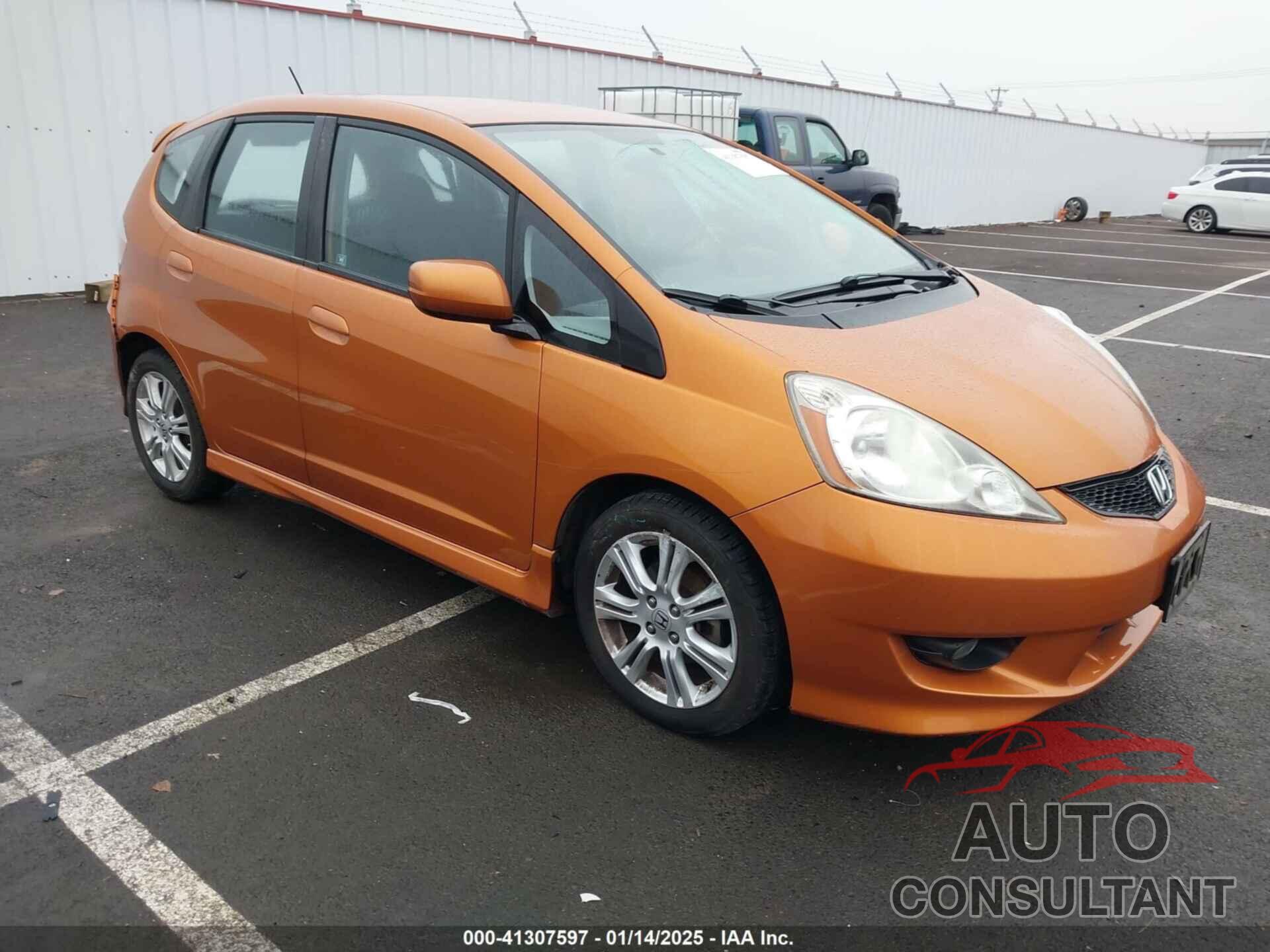 HONDA FIT 2010 - JHMGE8H49AS013615
