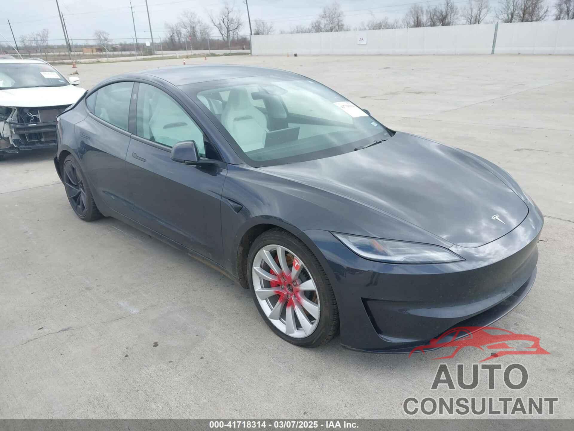 TESLA MODEL 3 2024 - 5YJ3E1ET0RF842987