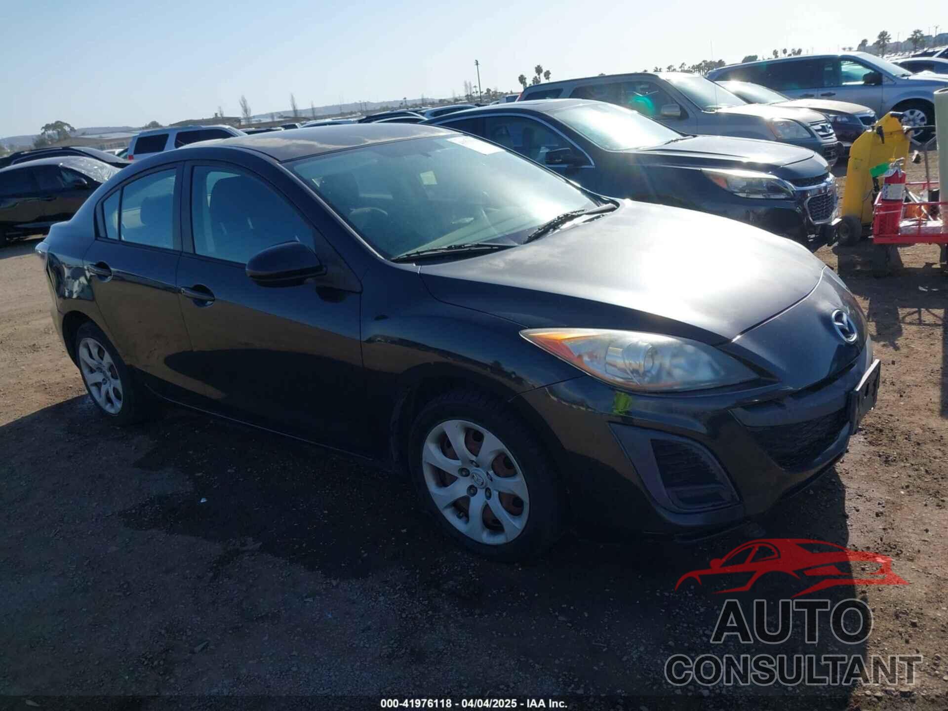 MAZDA MAZDA3 2011 - JM1BL1UG4B1373598