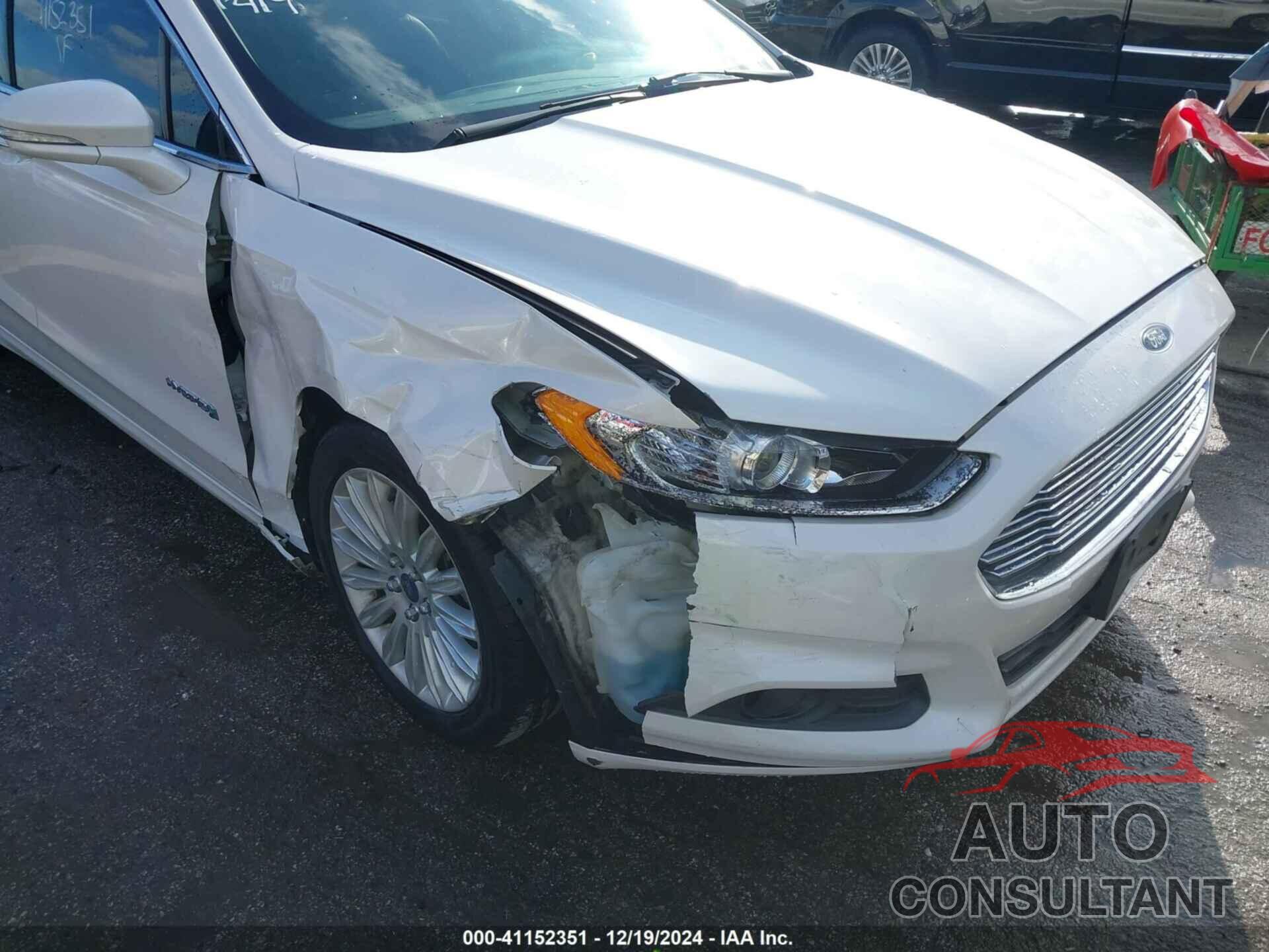 FORD FUSION HYBRID 2015 - 3FA6P0LU7FR189412