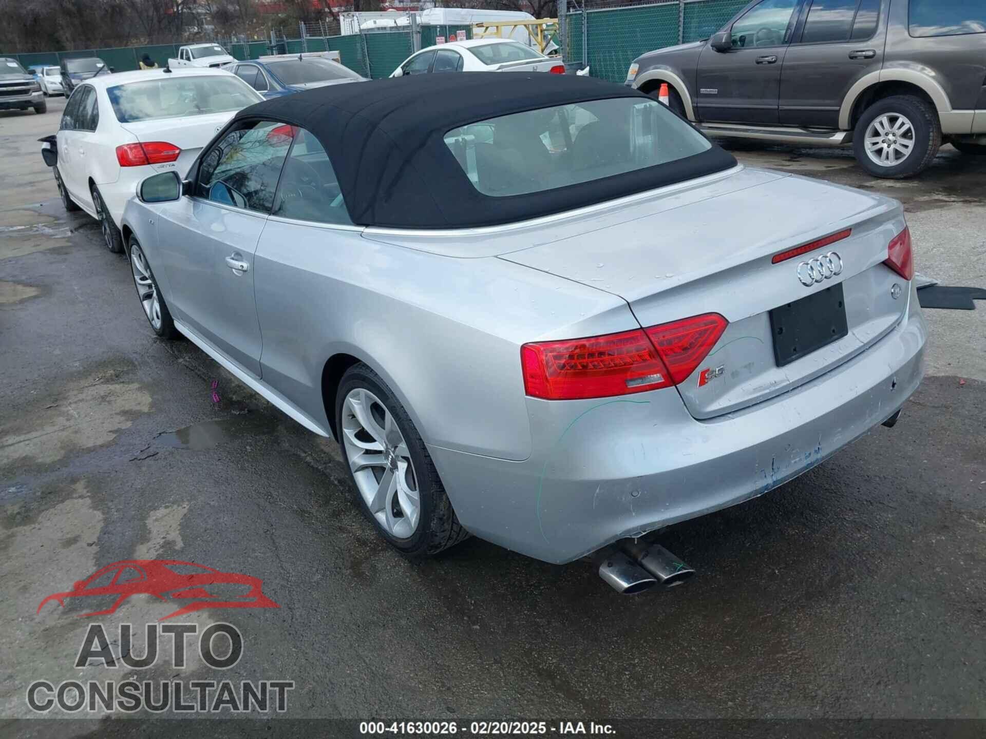 AUDI S5 2013 - WAUVGAFH2DN001449