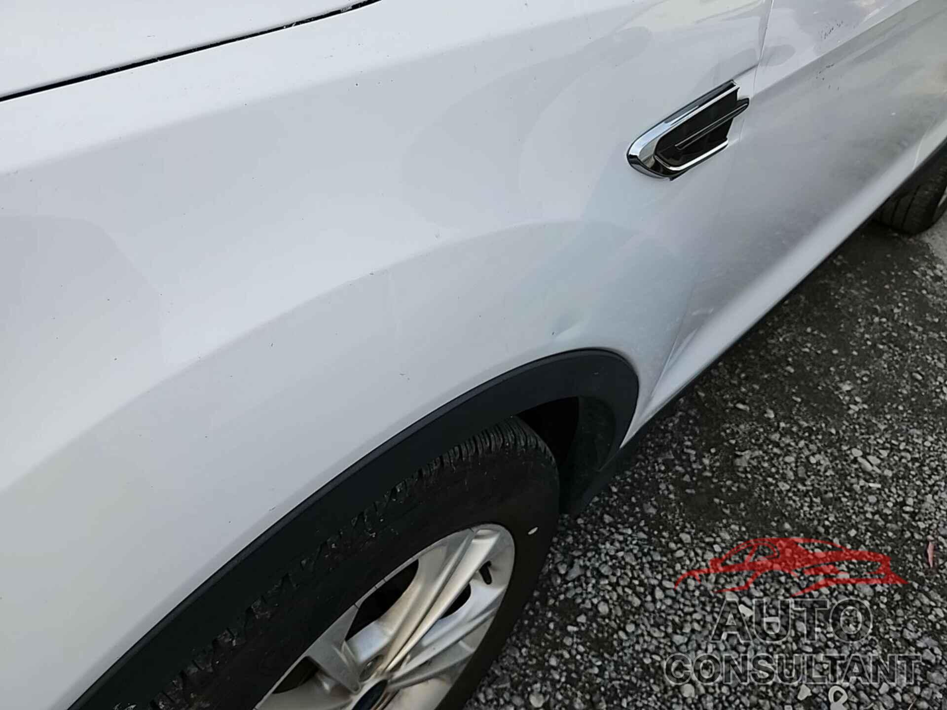 FORD ESCAPE 2017 - 1FMCU0F78HUE20594