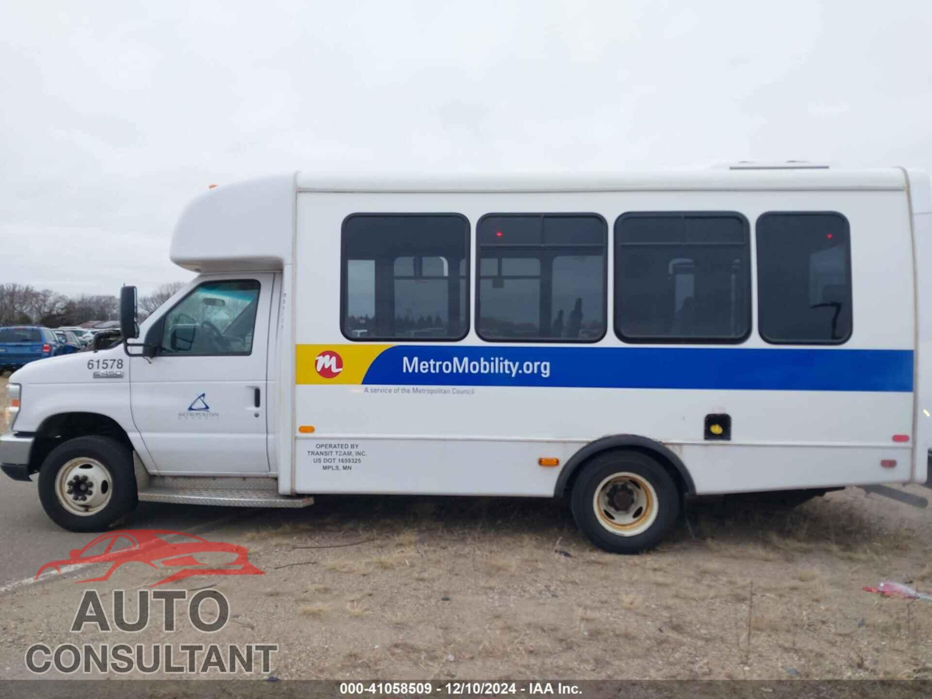 FORD E-450 CUTAWAY 2017 - 1FDFE4FS0HDC33596