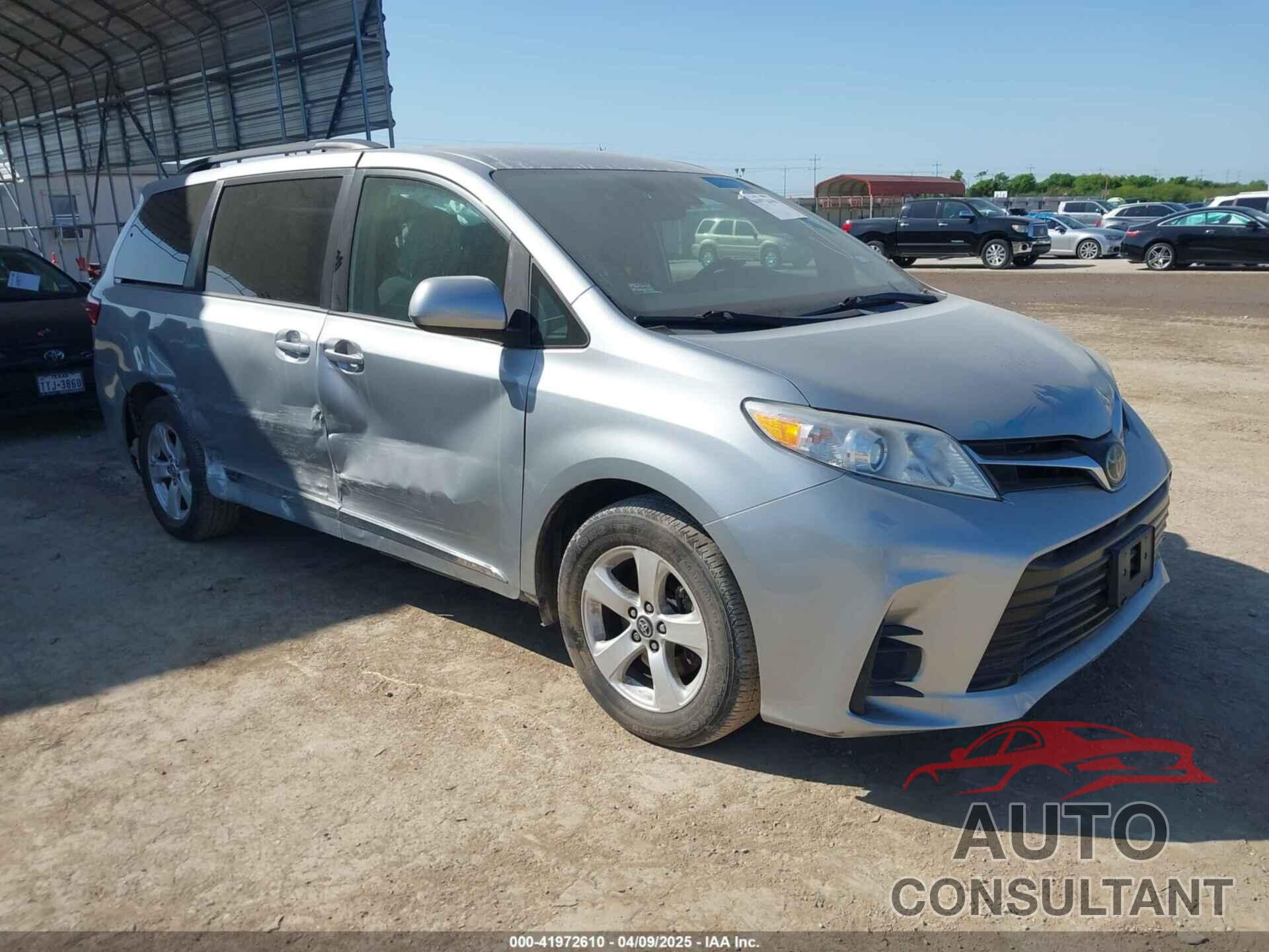 TOYOTA SIENNA 2019 - 5TDKZ3DC1KS966037