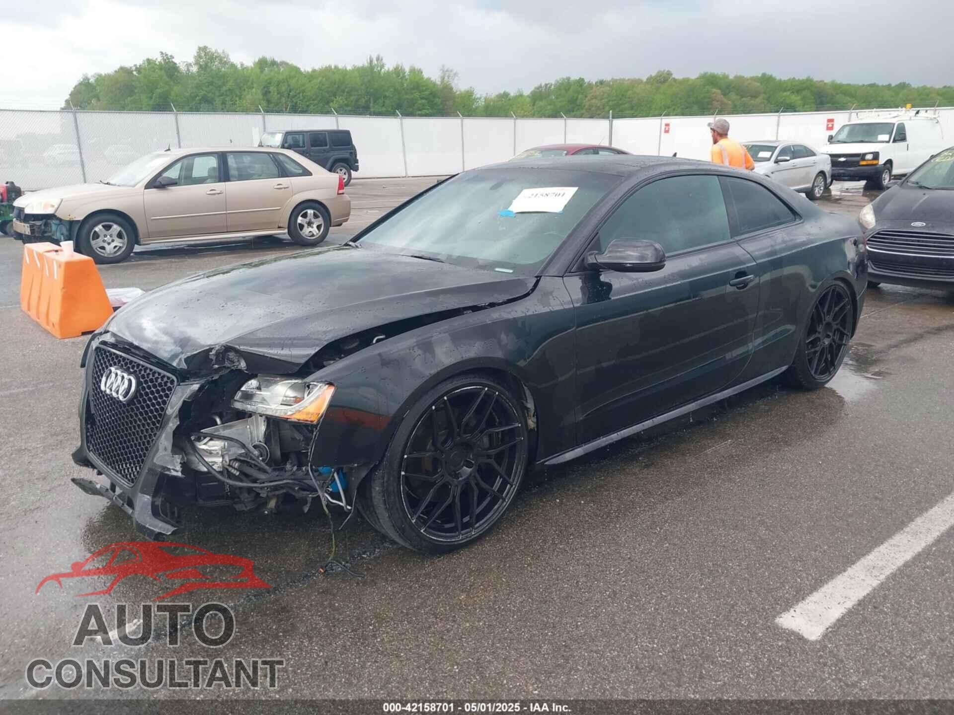 AUDI S5 2011 - WAUCVAFR6BA068887