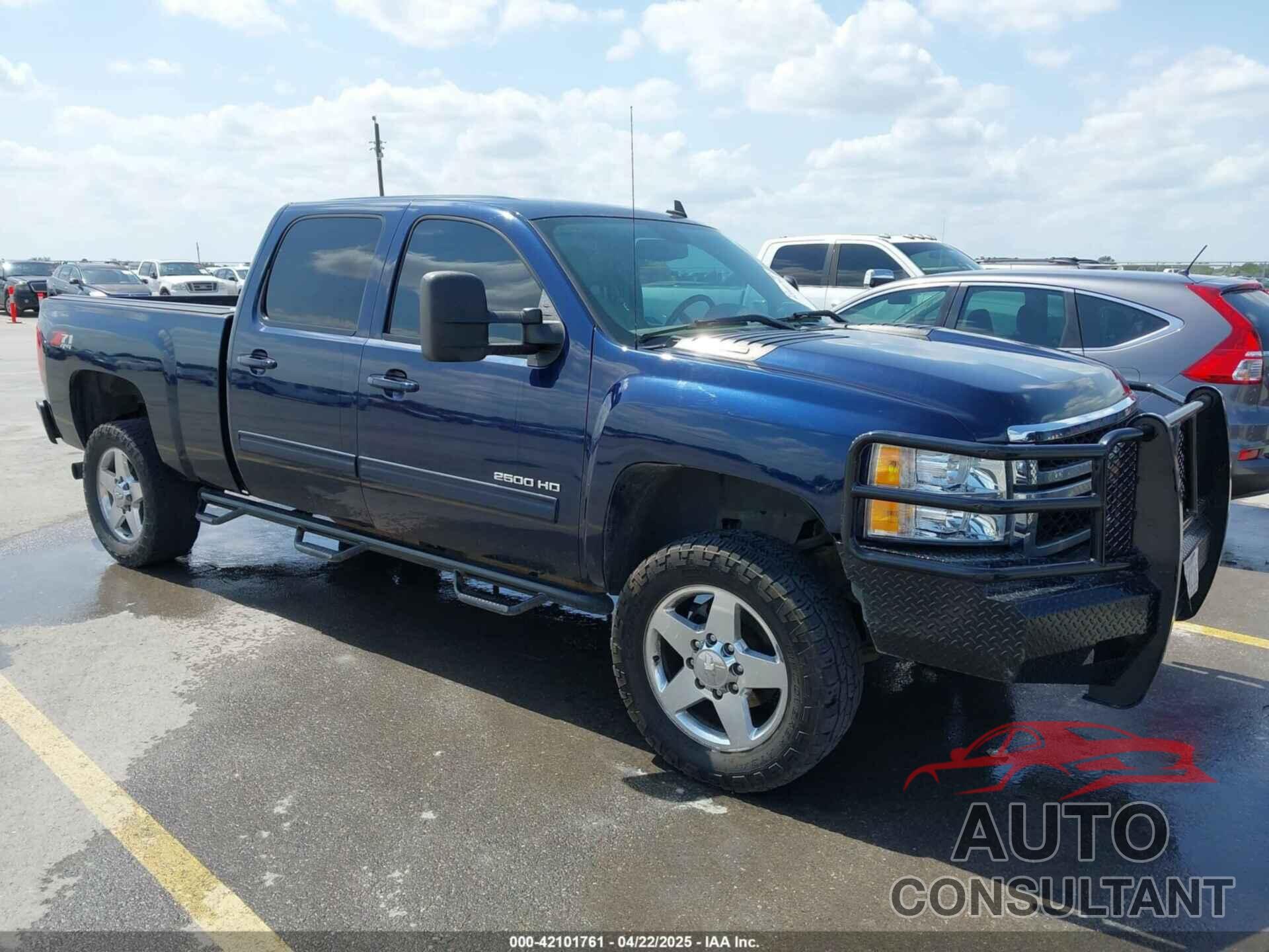 CHEVROLET SILVERADO 2500HD 2011 - 1GC1KYE85BF206507