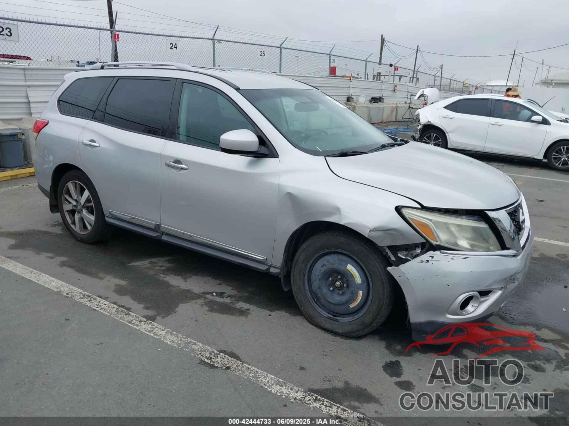 NISSAN PATHFINDER 2014 - 5N1AR2MN6EC726507