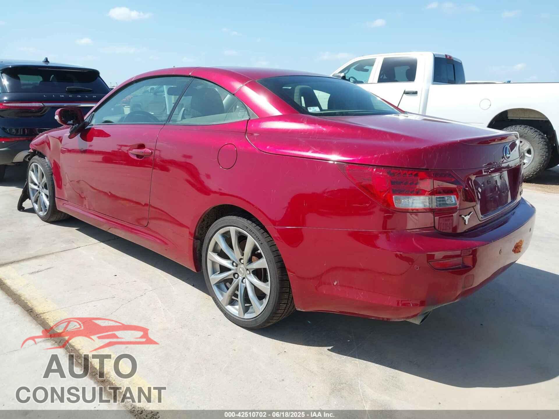 LEXUS IS 250C 2014 - JTHFF2C27E2531692