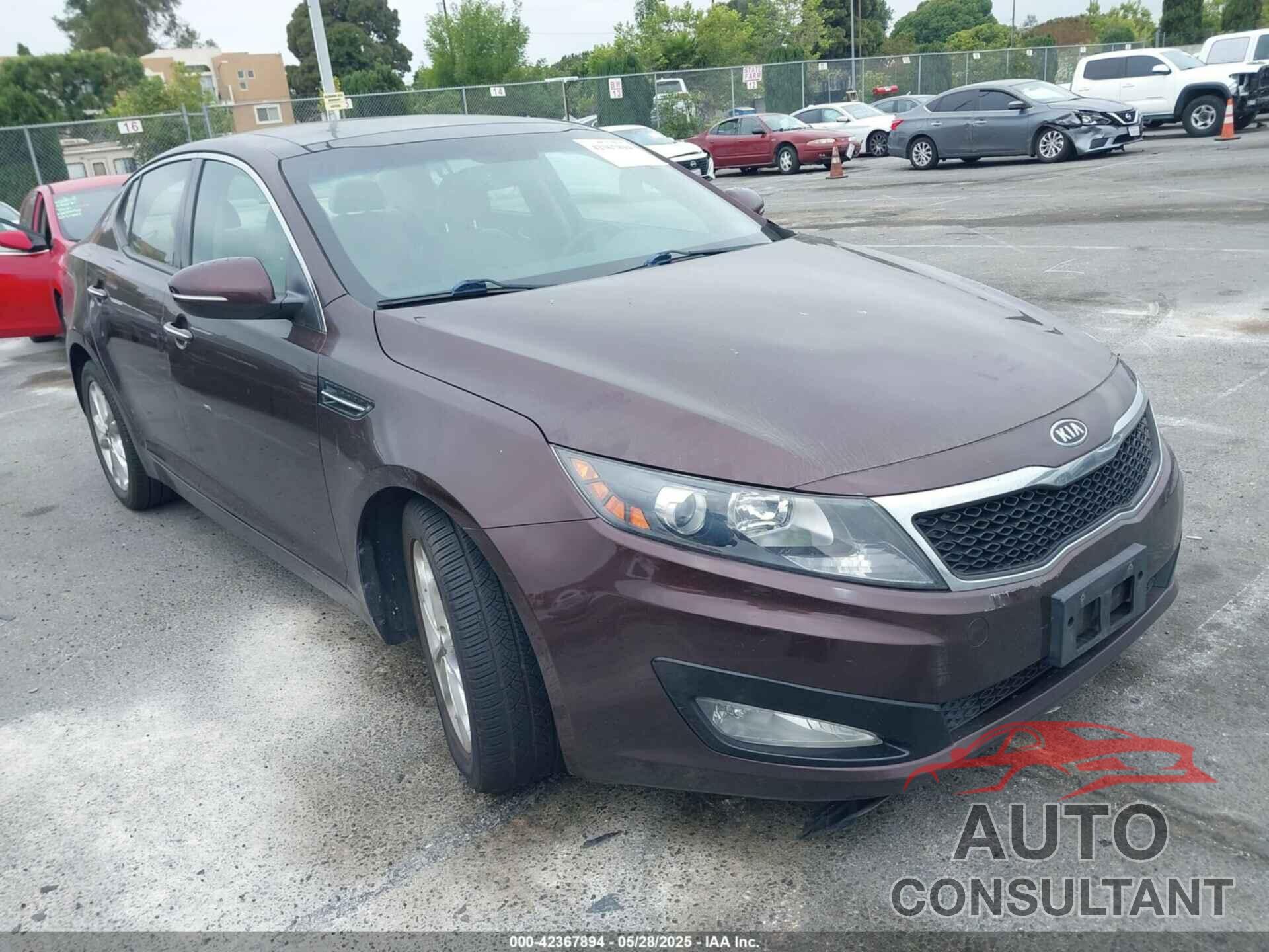 KIA OPTIMA 2011 - KNAGN4A71B5167103