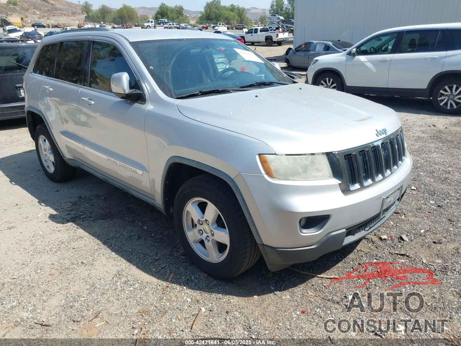 JEEP GRAND CHEROKEE 2011 - 1J4RS4GG0BC573102