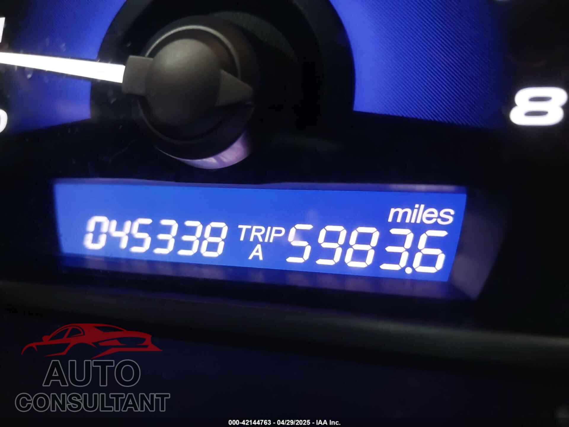 HONDA CIVIC 2011 - 19XFA1F80BE011973