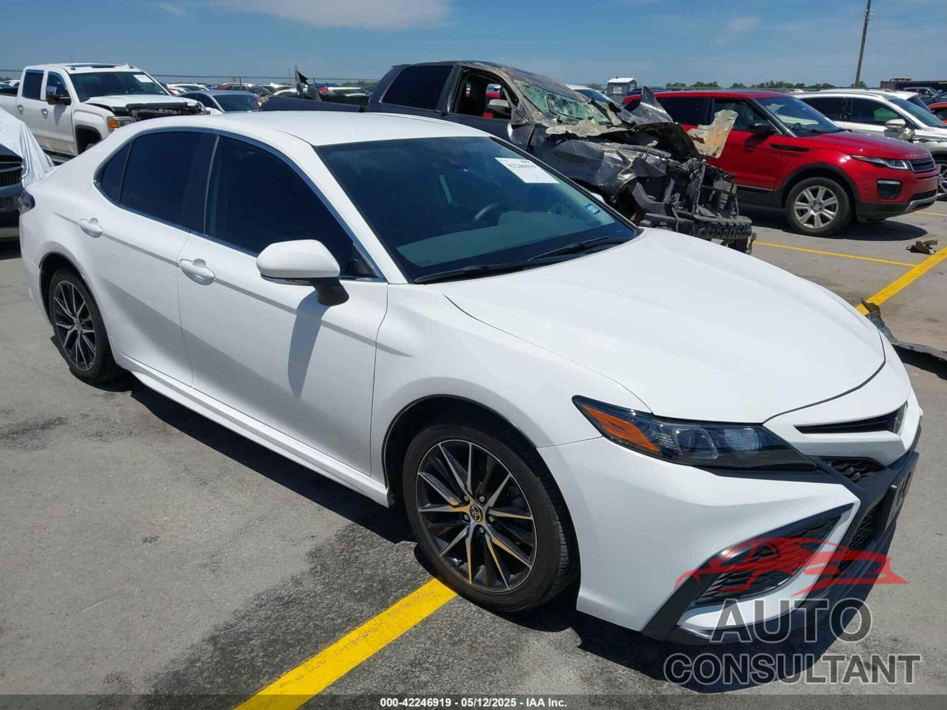 TOYOTA CAMRY 2023 - 4T1G11AK7PU723618