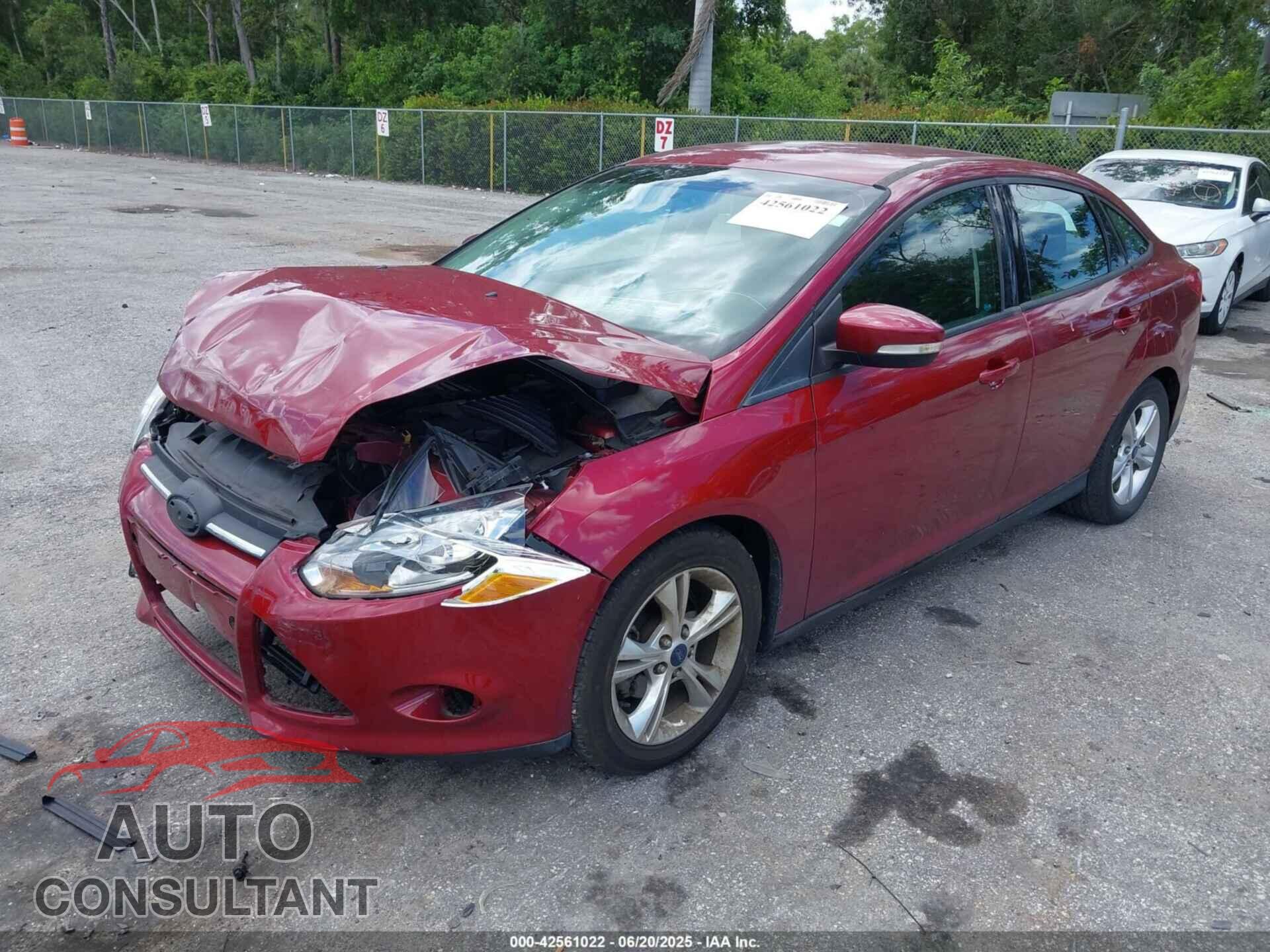 FORD FOCUS 2014 - 1FADP3F20EL310121