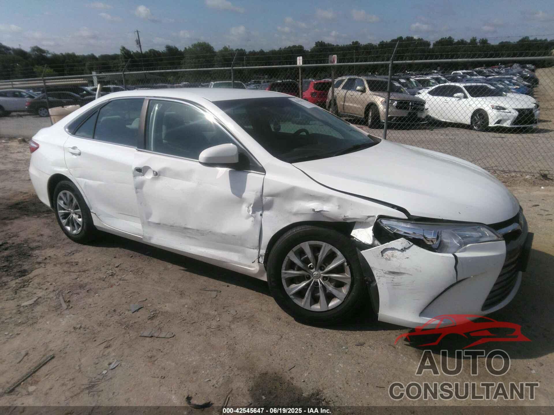 TOYOTA CAMRY 2016 - 4T1BF1FK1GU145097