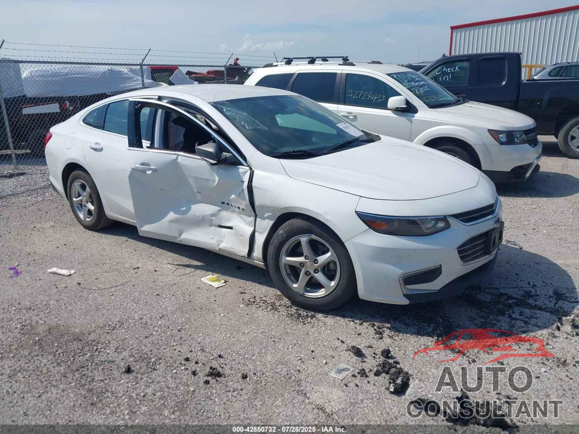 CHEVROLET MALIBU 2018 - 1G1ZB5ST8JF209080