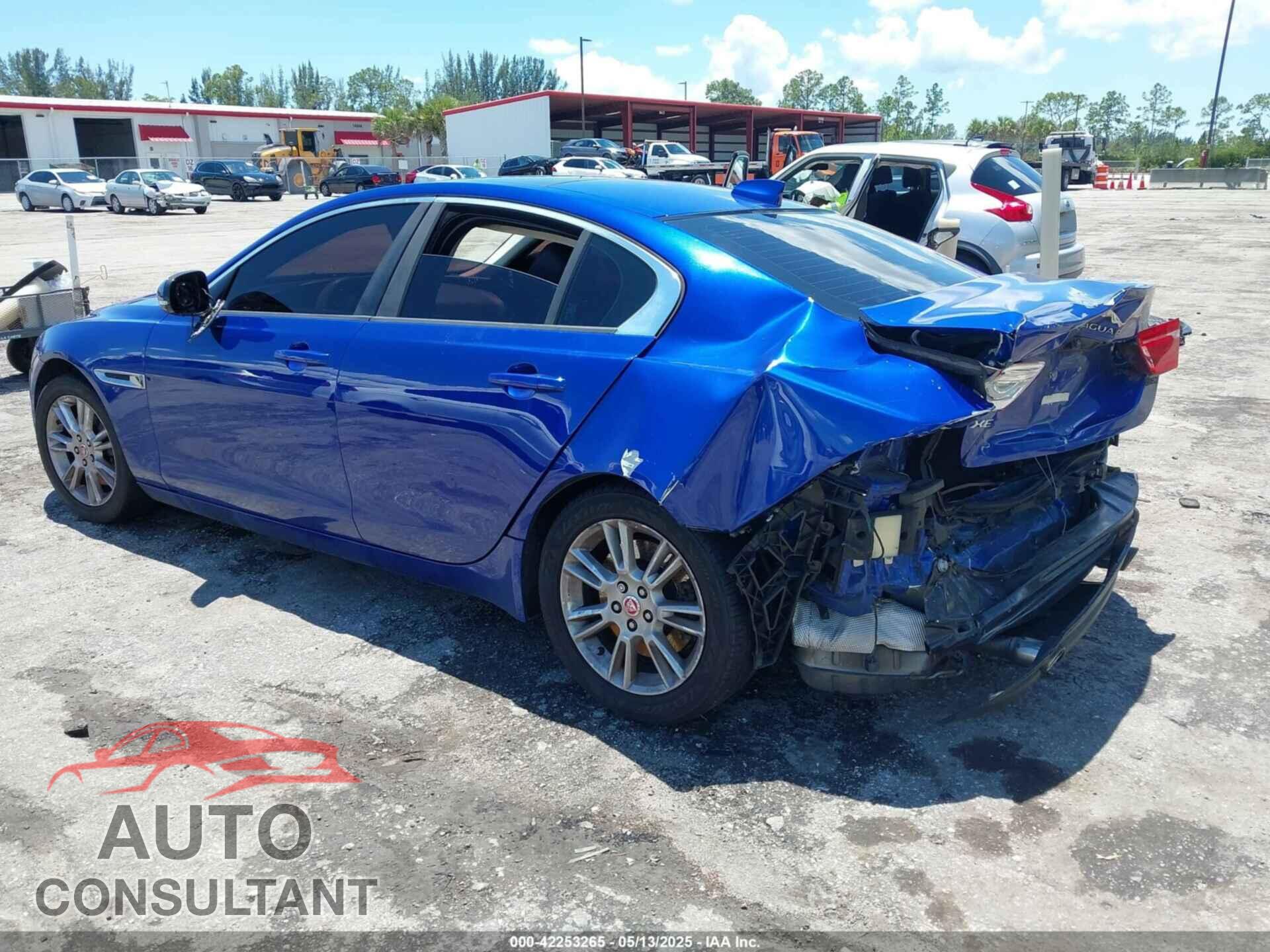 JAGUAR XE 2017 - SAJAD4BG5HA971996