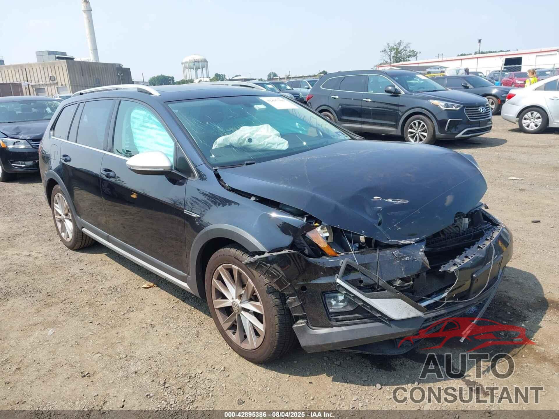 VOLKSWAGEN GOLF ALLTRACK 2017 - 3VWH17AU4HM517351