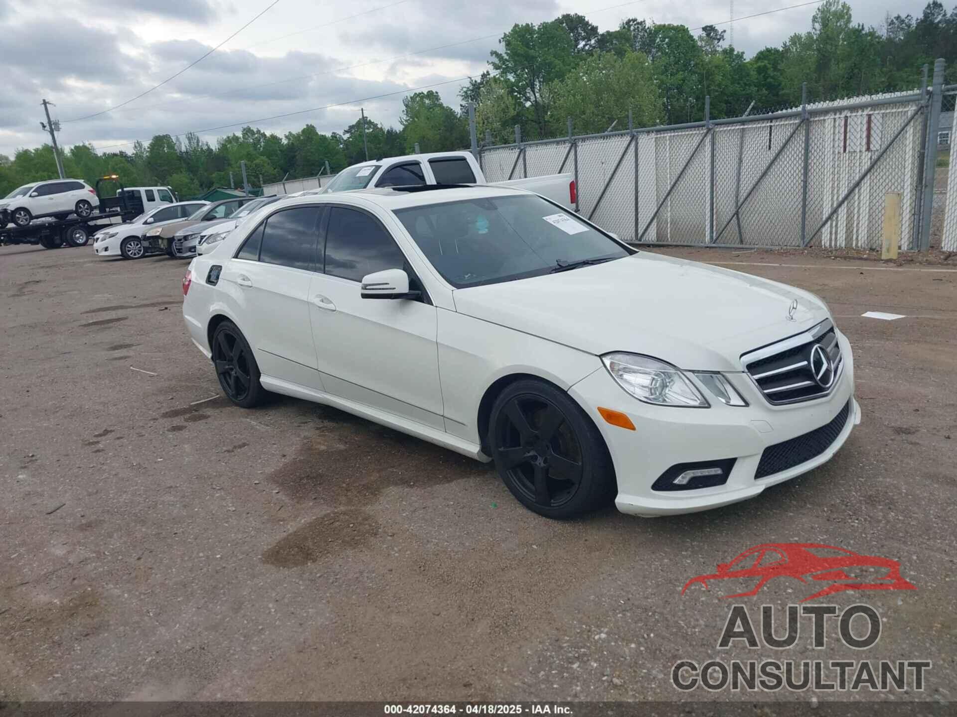 MERCEDES-BENZ E 350 2011 - WDDHF5GB1BA391006