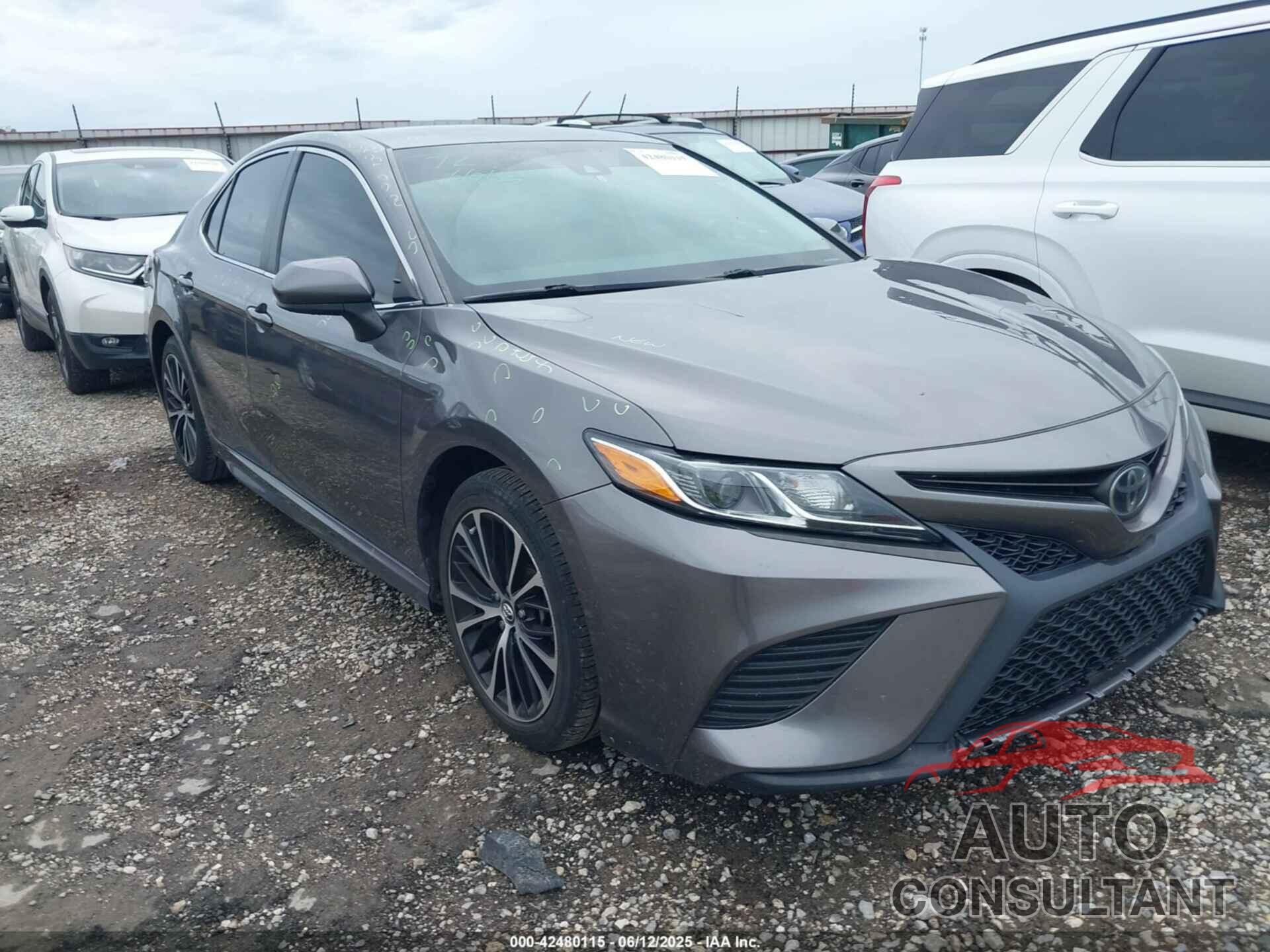 TOYOTA CAMRY 2020 - 4T1G11AK5LU904565