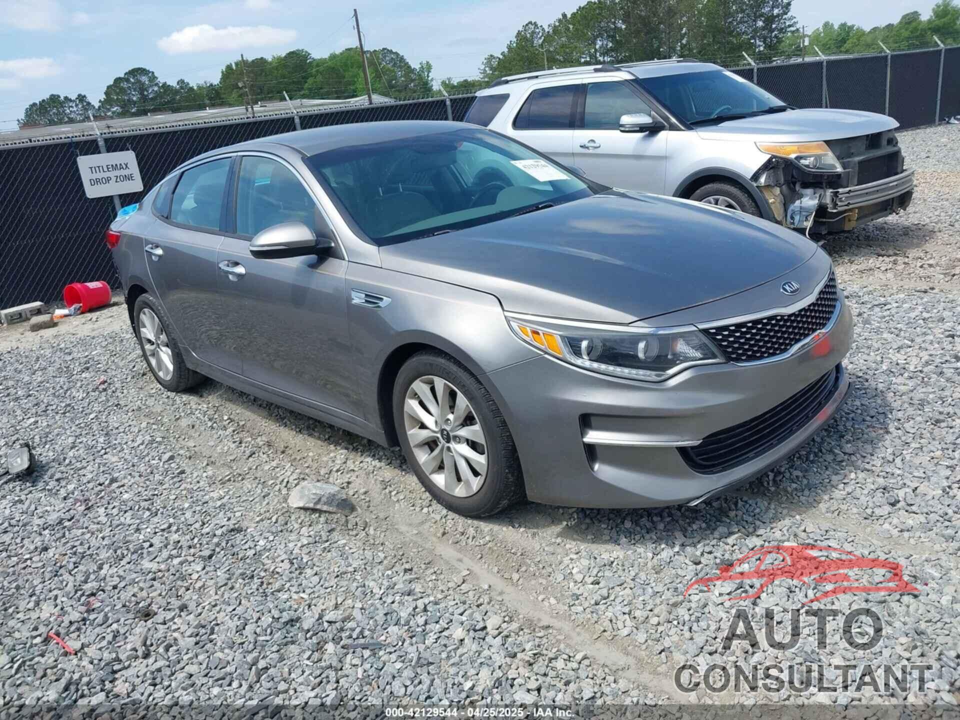 KIA OPTIMA 2017 - 5XXGU4L32HG175960
