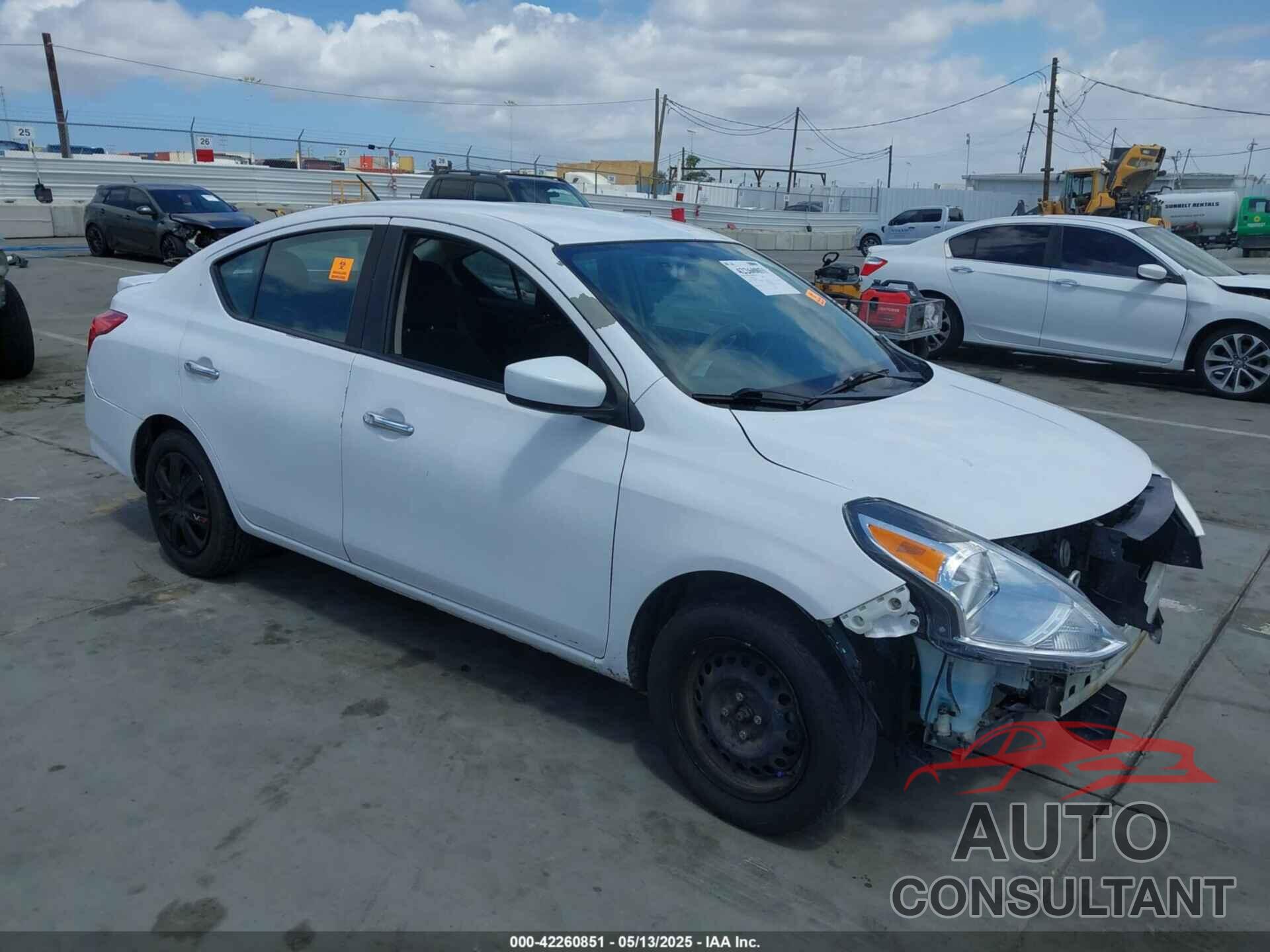 NISSAN VERSA 2017 - 3N1CN7AP5HL838903
