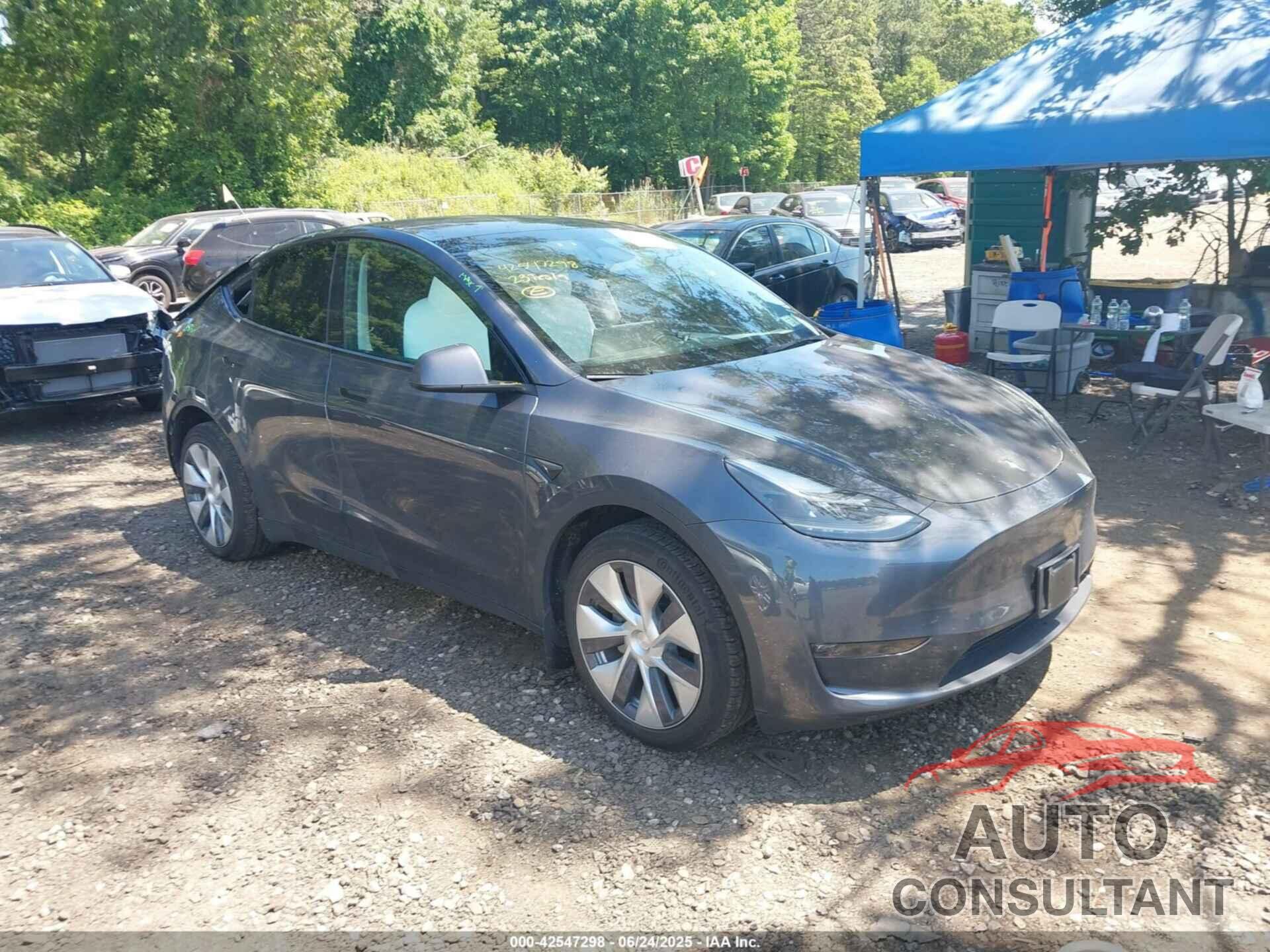 TESLA MODEL Y 2023 - 7SAYGAEE9PF916988