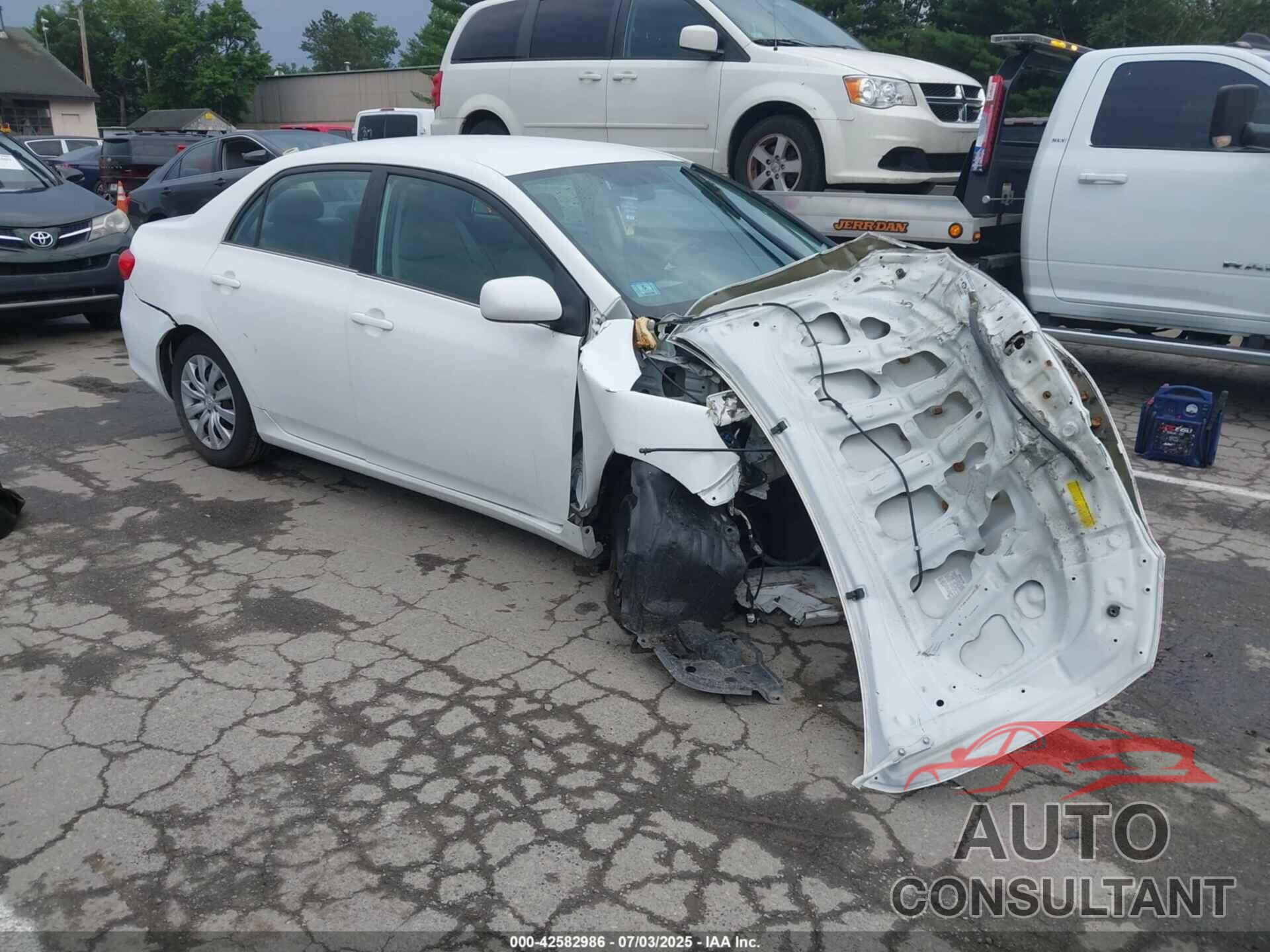 TOYOTA COROLLA 2013 - 2T1BU4EE6DC090713