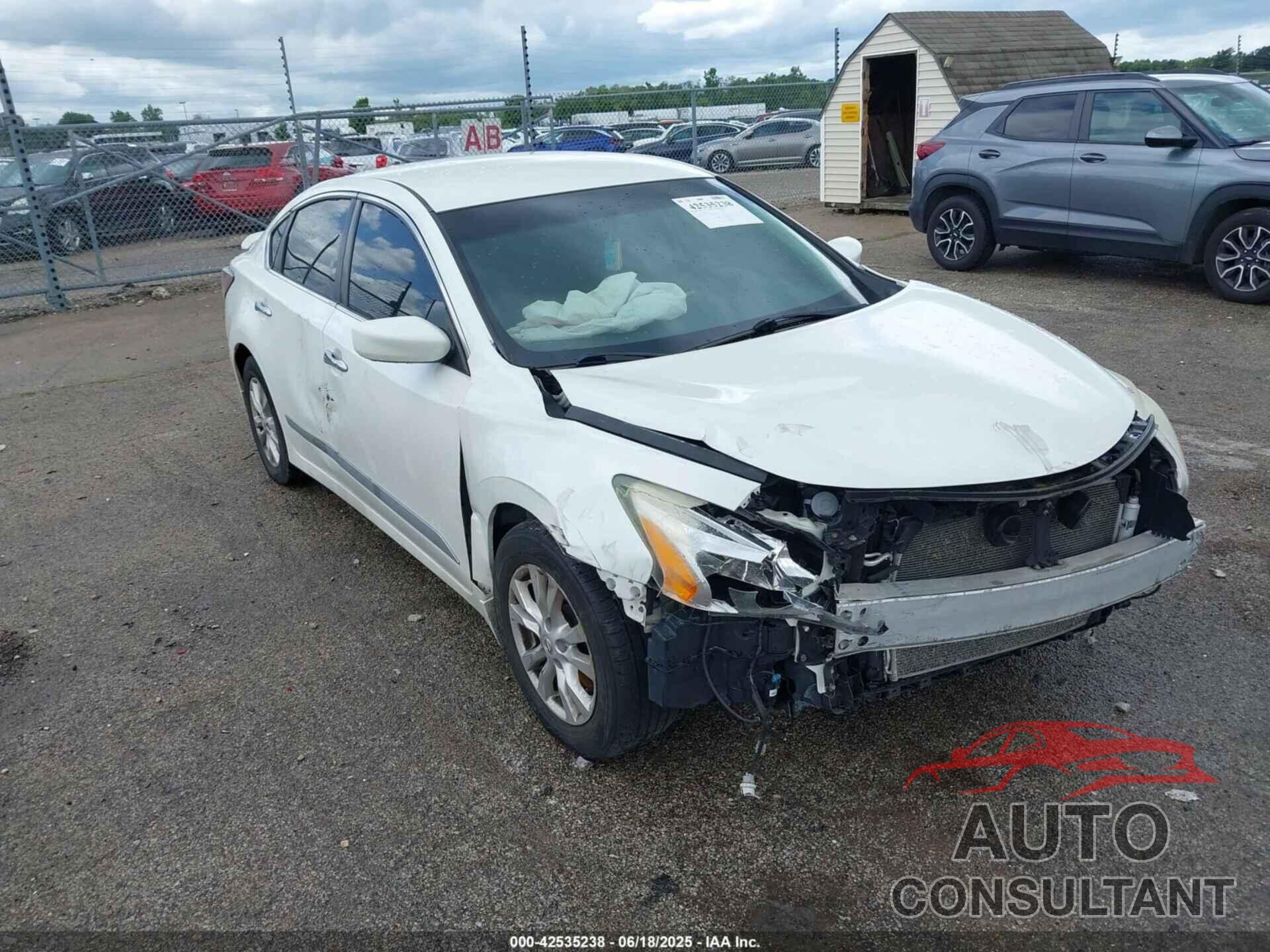 NISSAN ALTIMA 2015 - 1N4AL3AP8FC138309